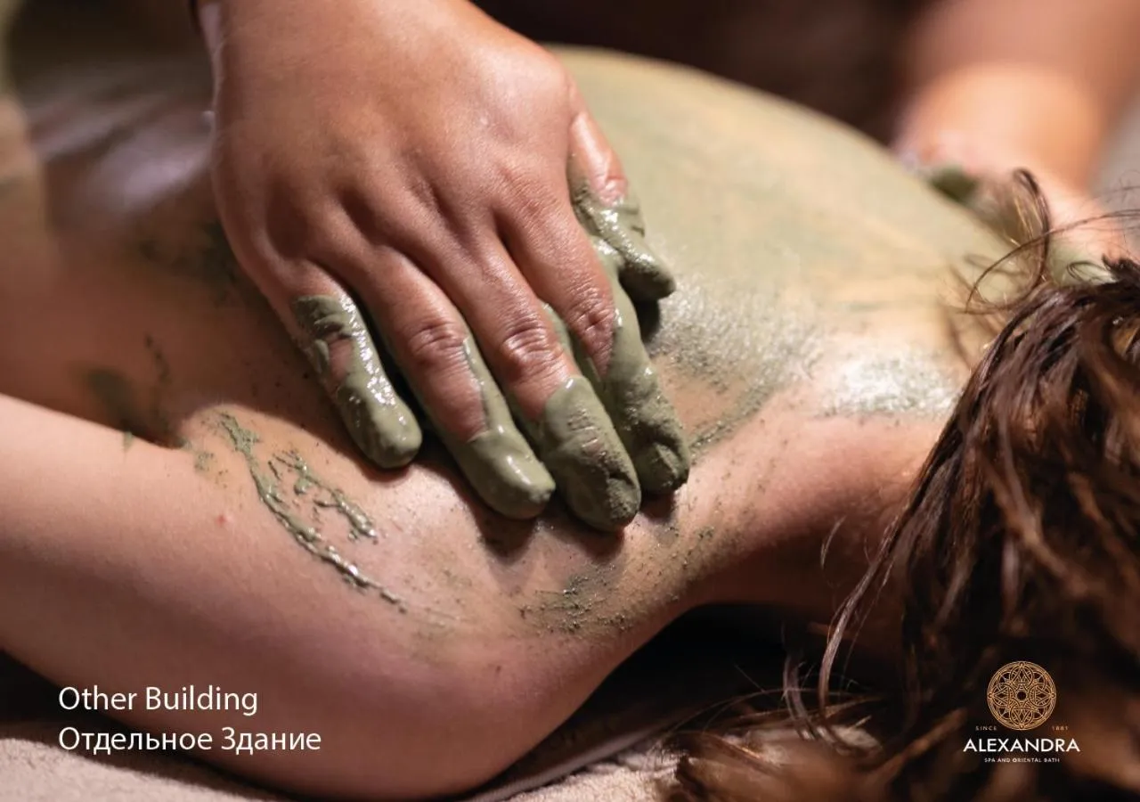 Massage in Shiraz Plaza Hotel & Spa