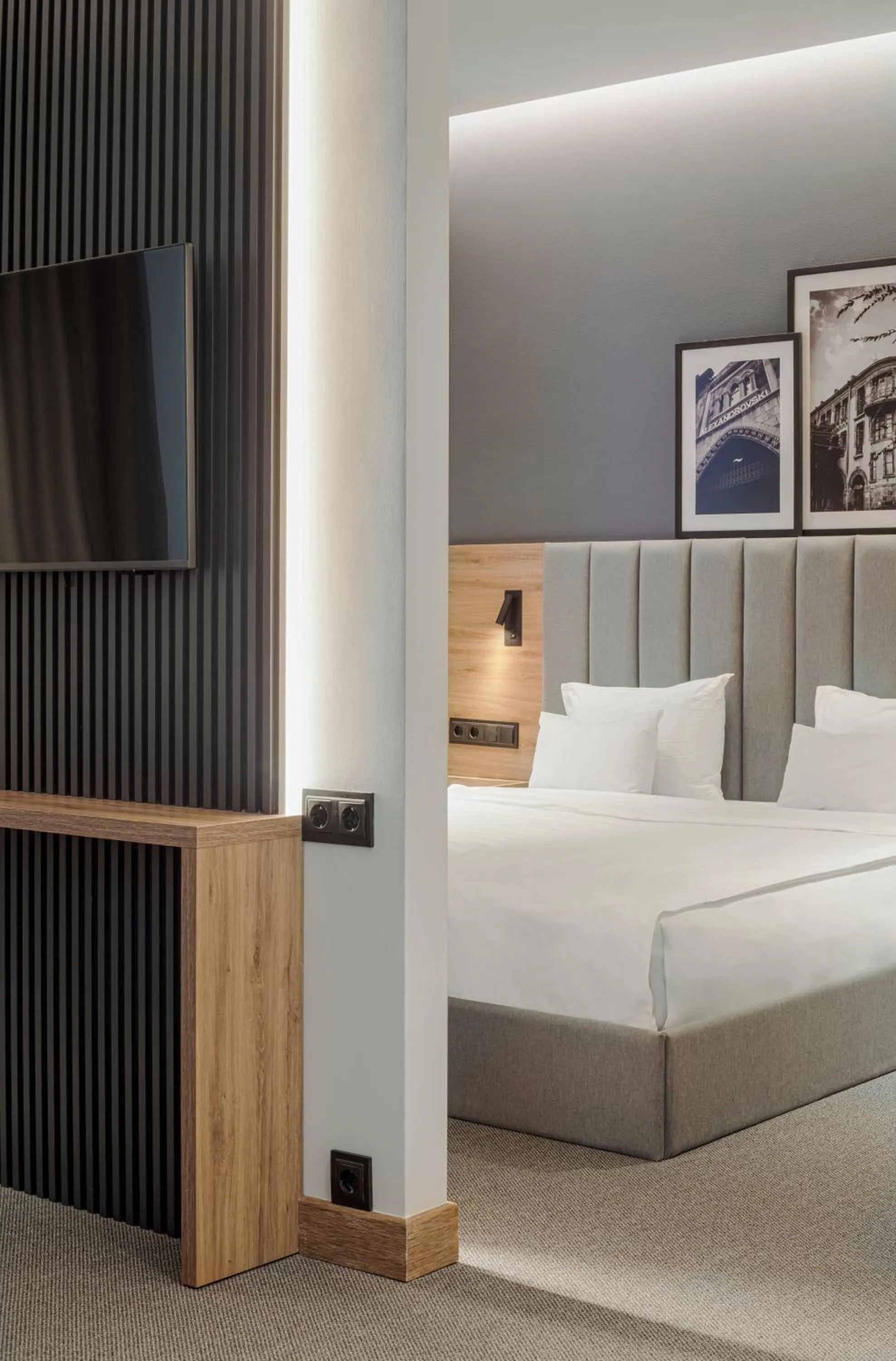 Bed in Shiraz Plaza Hotel & Spa