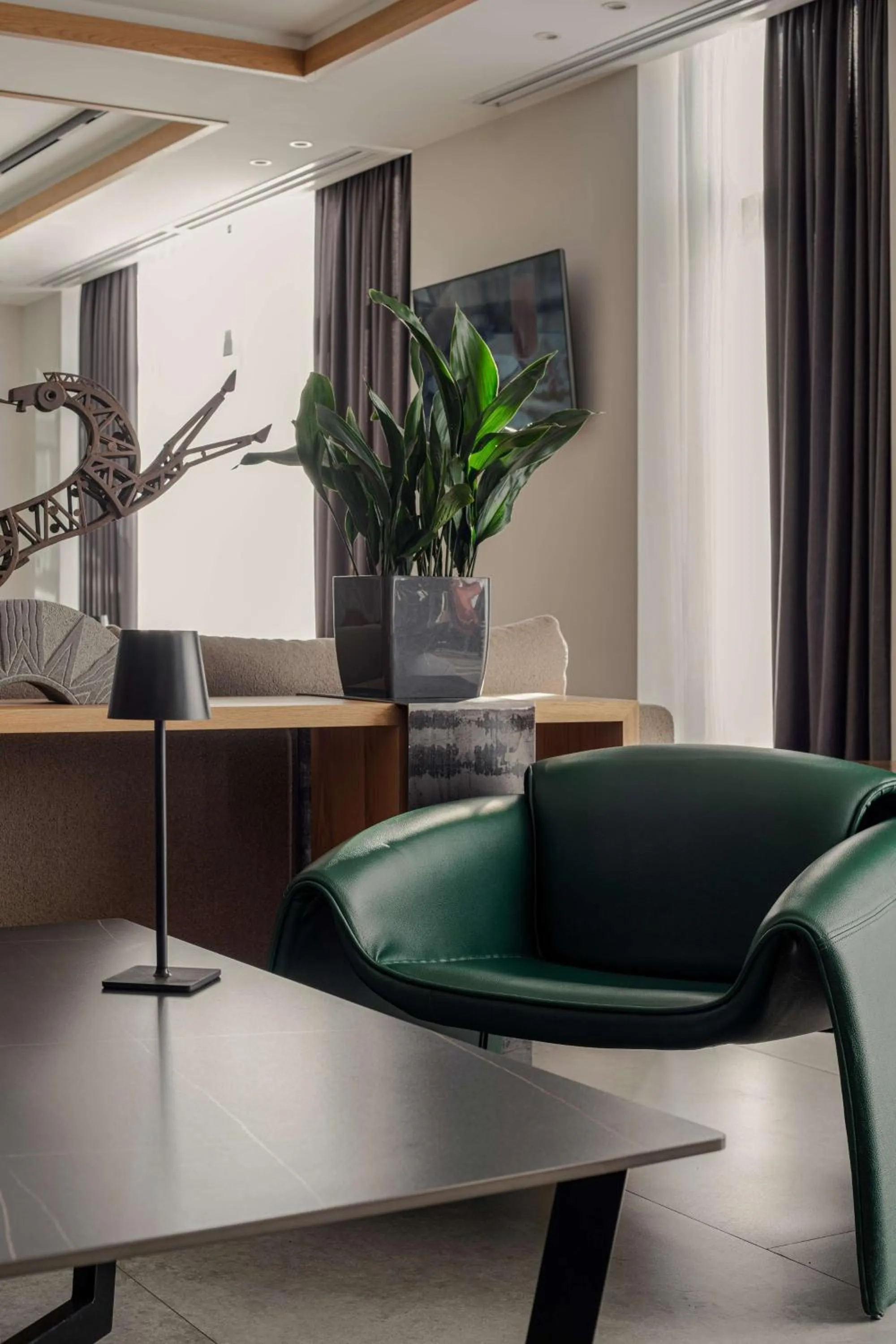 Bedroom in Shiraz Plaza Hotel & Spa