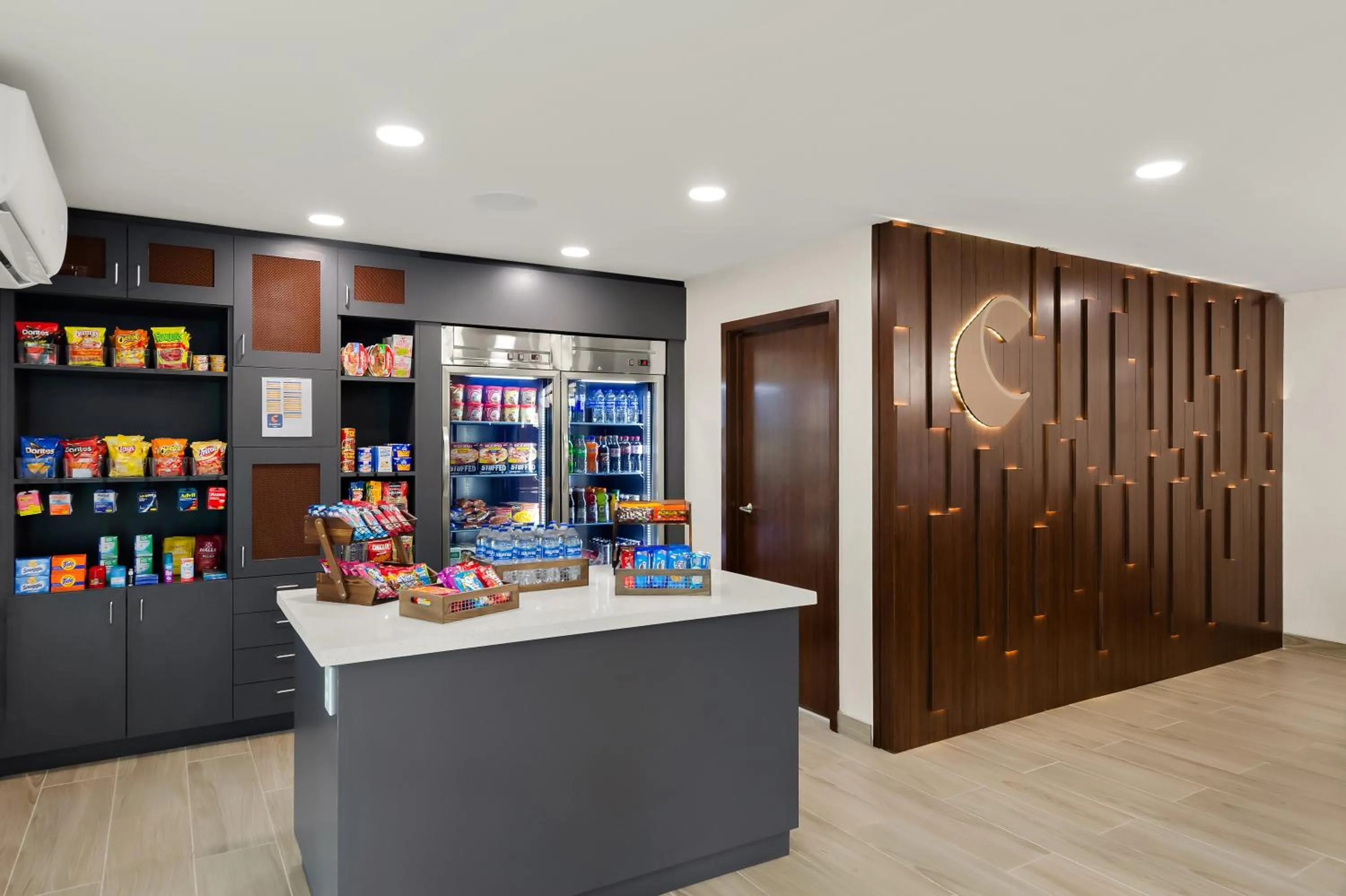 Restaurant/places to eat in Comfort Inn Conroe