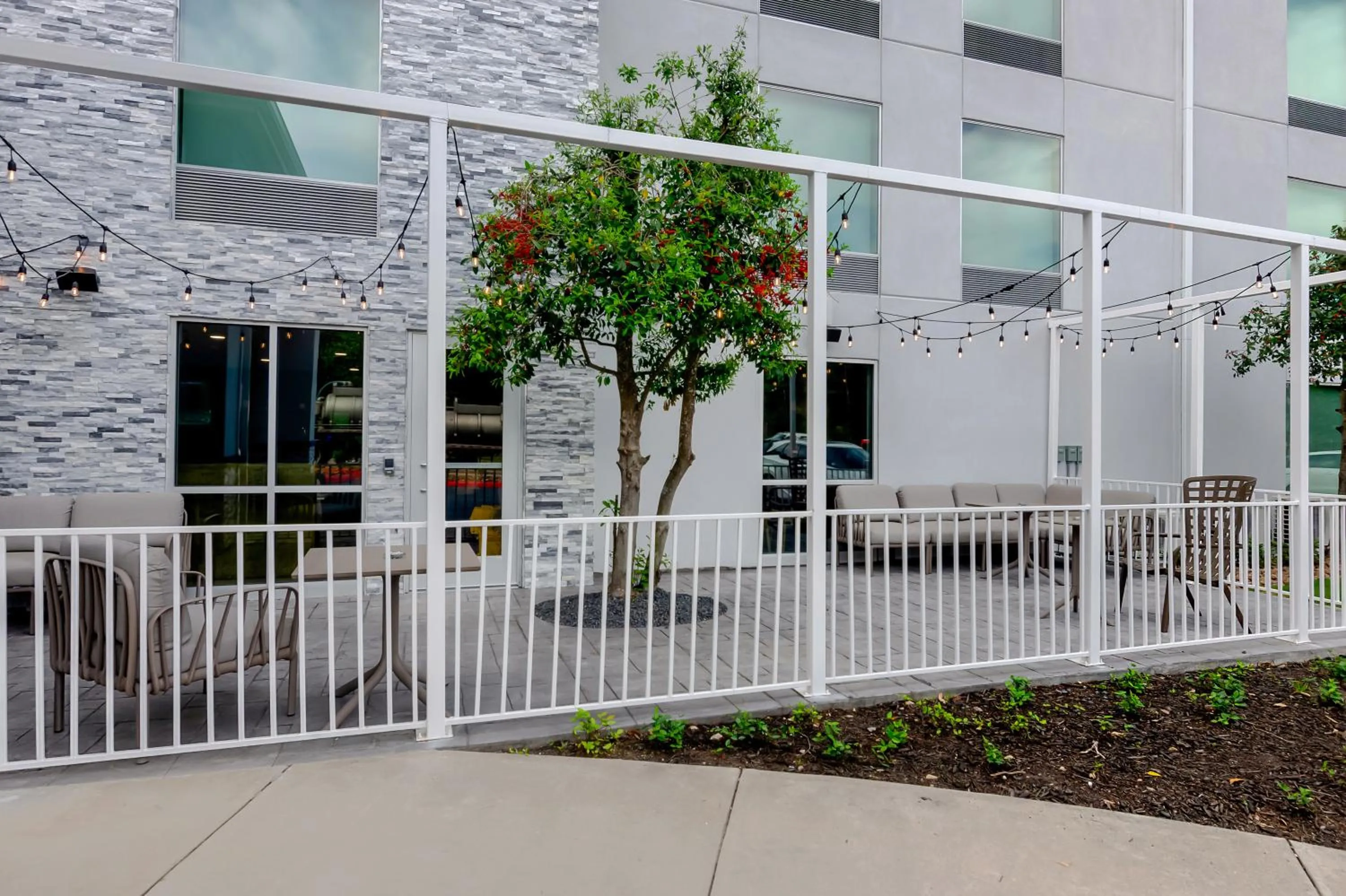 Property building in Comfort Inn Conroe