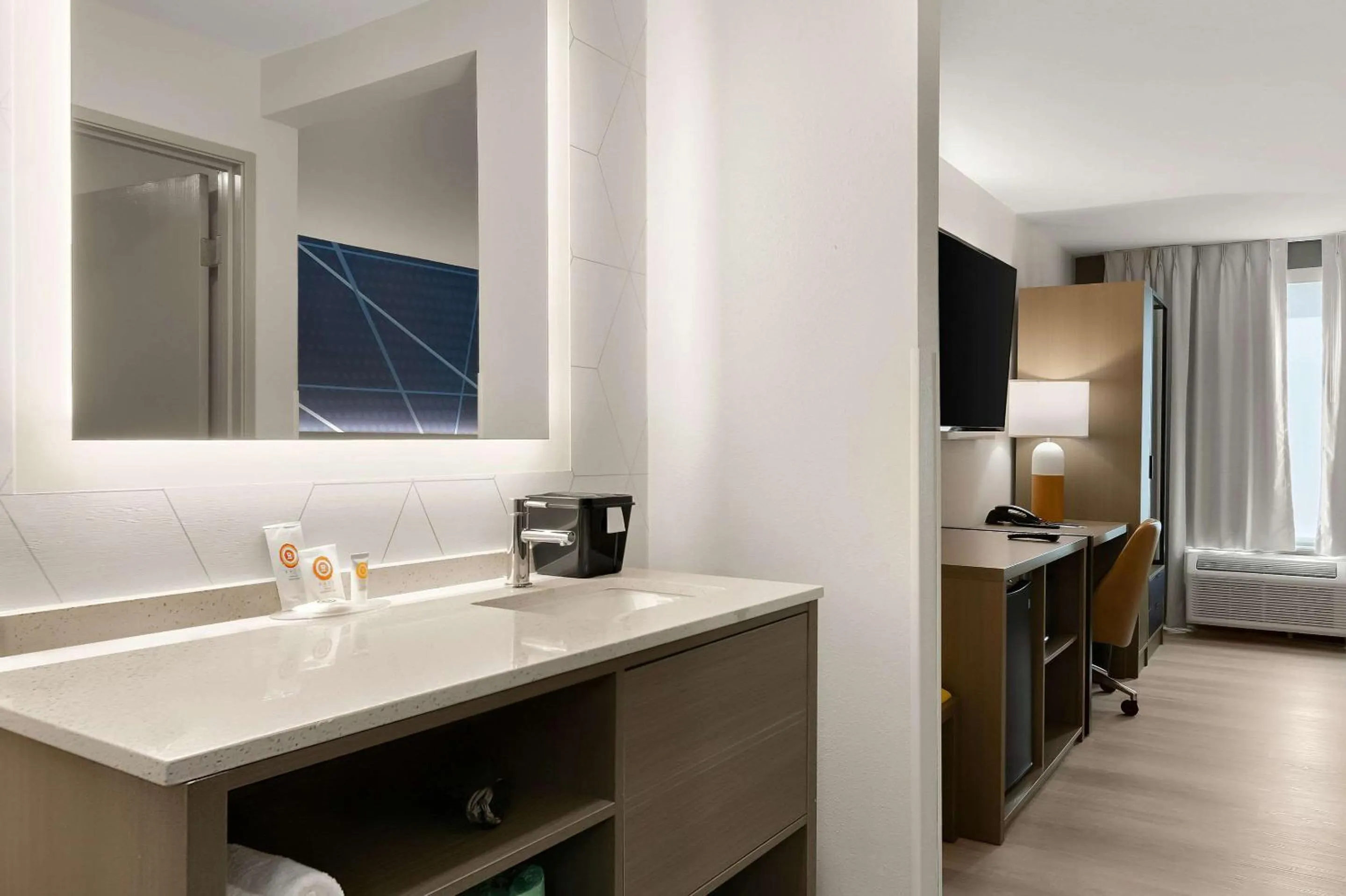 Bedroom in Comfort Inn Conroe