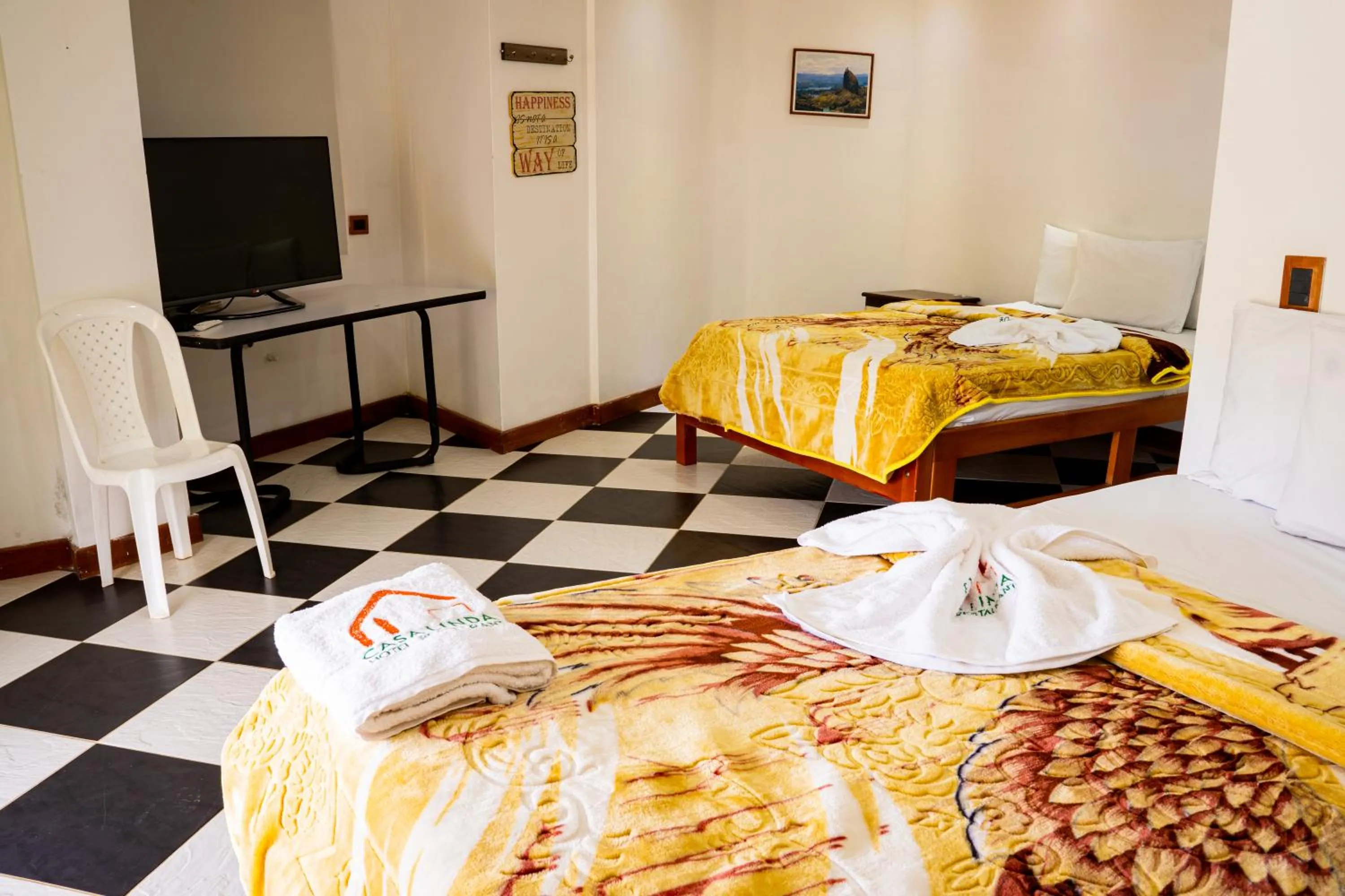 Bed in Hotel Casa Linda Guatape