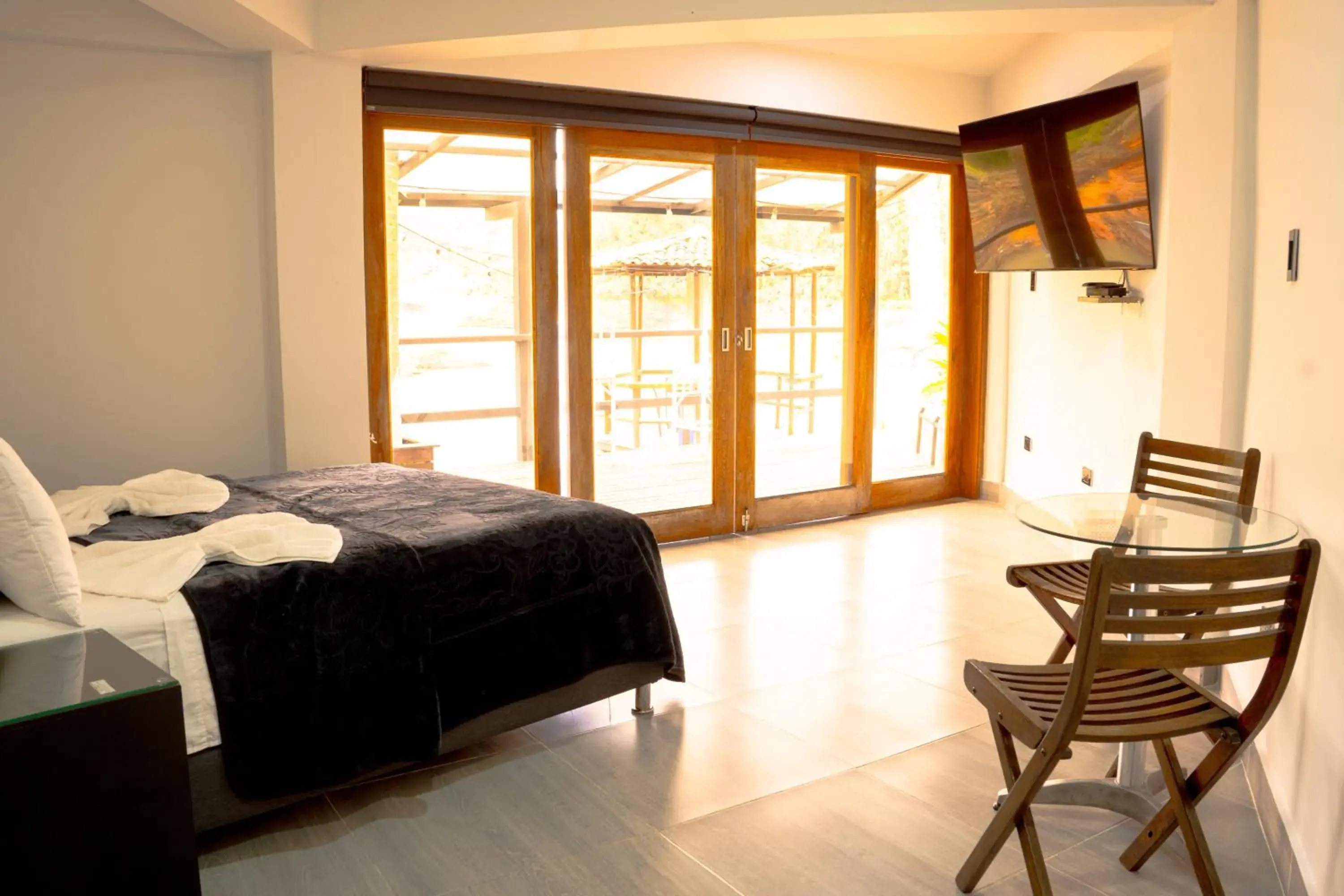 Deluxe Room - single occupancy in Hotel Casa Linda Guatape Deluxe Room - single occupancy in Hotel Casa Linda Guatape