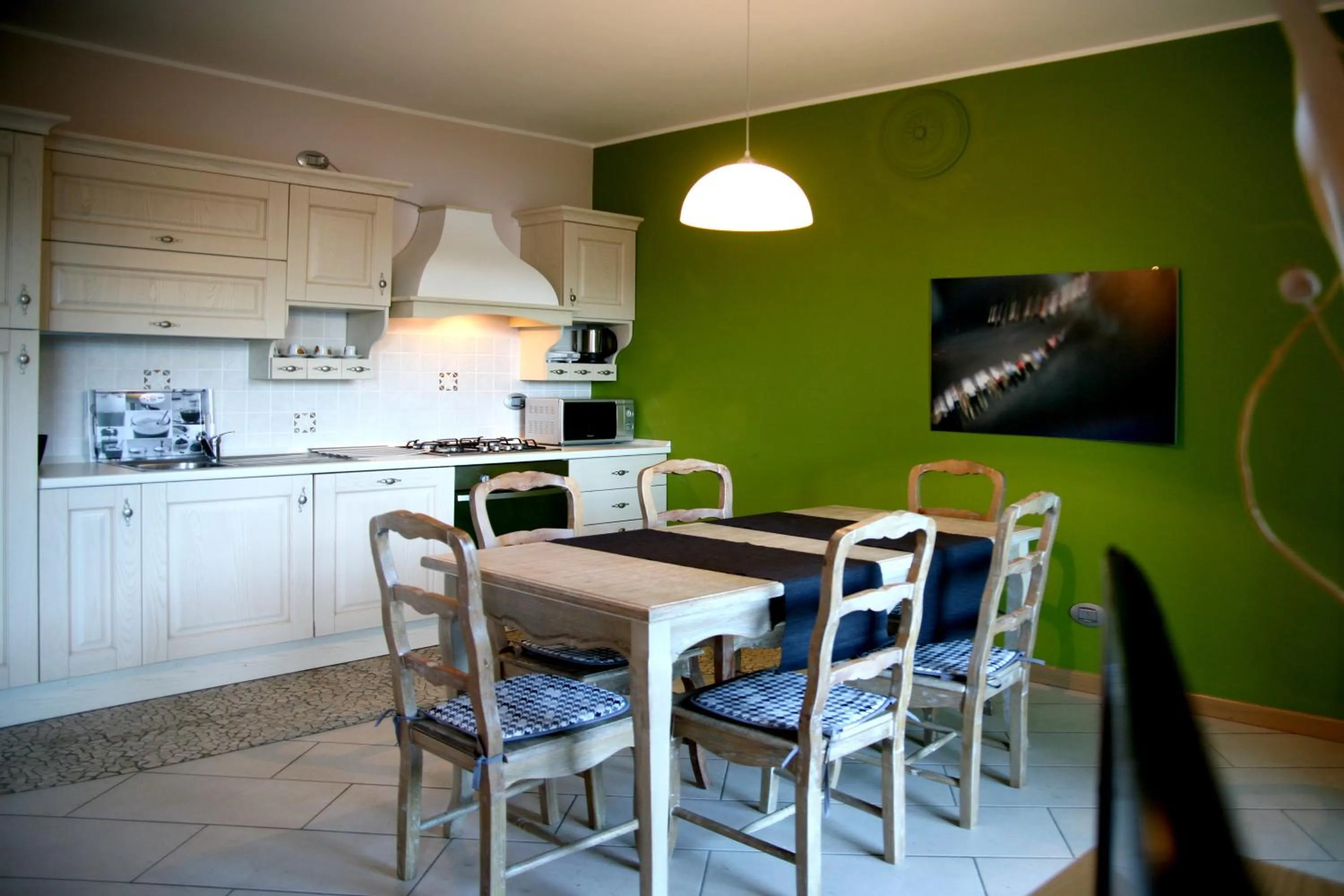 Dining area in Residence Giglio Comer See