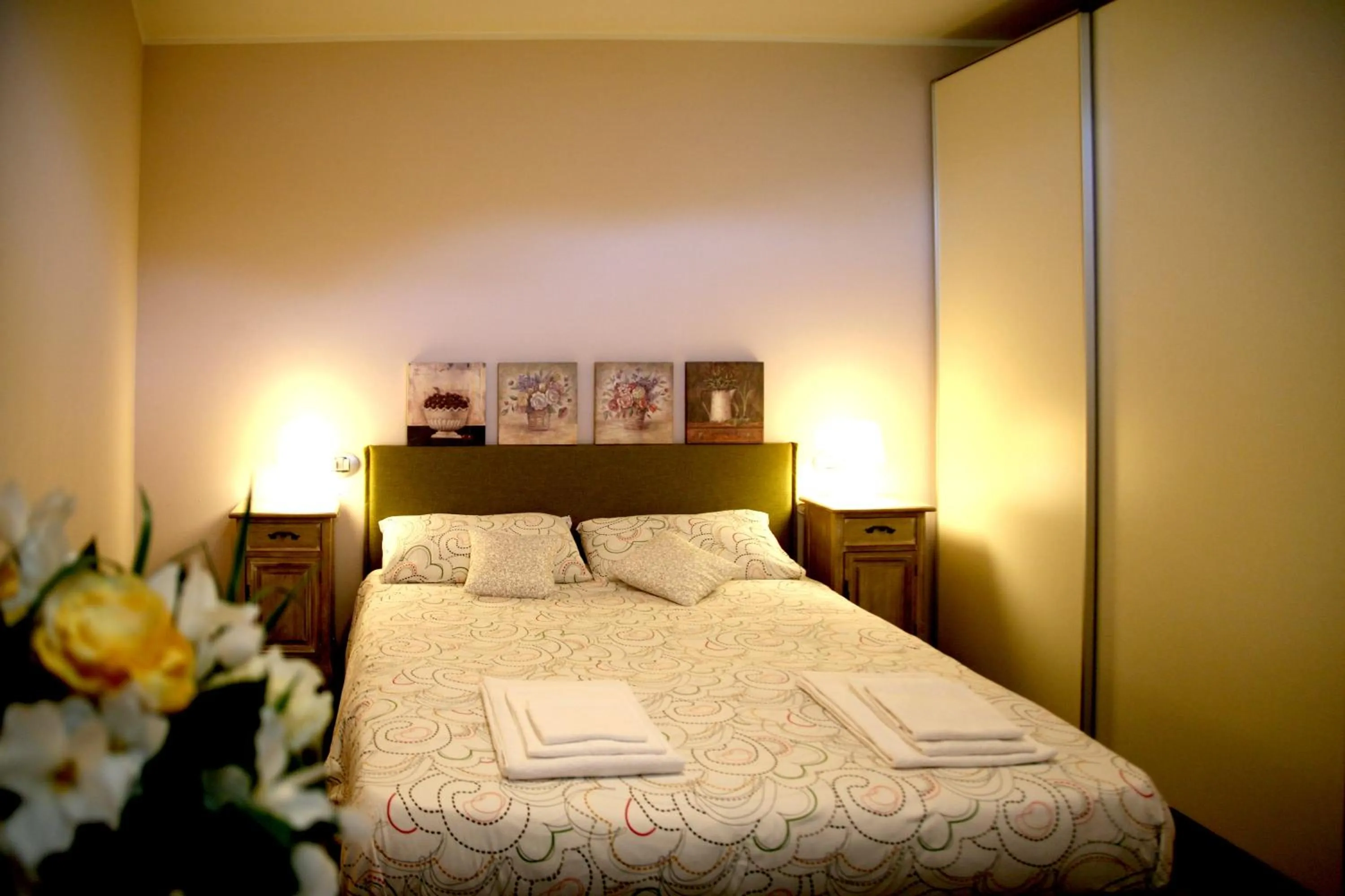 Bedroom in Residence Giglio Comer See