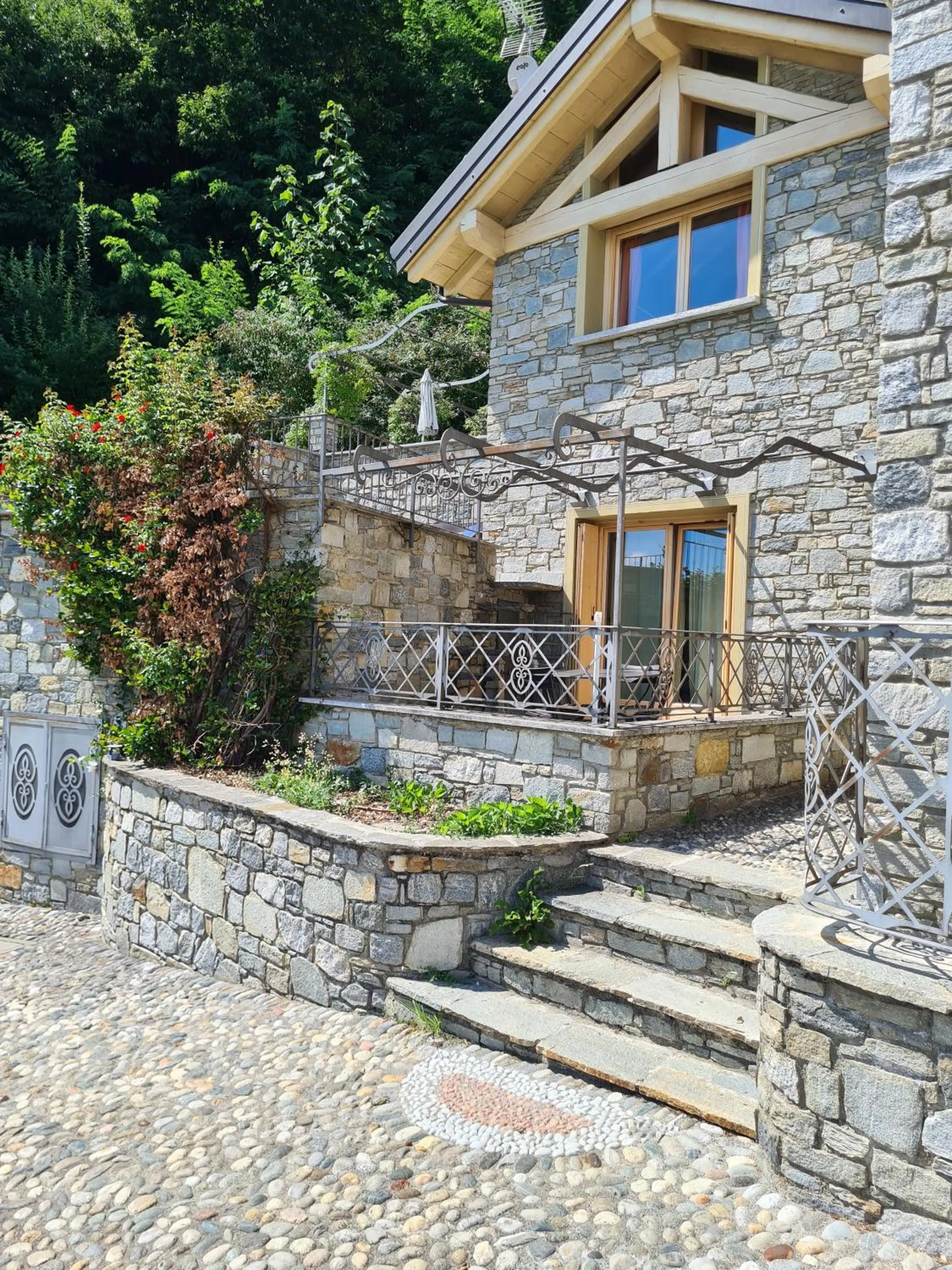 Property building in Residence Giglio Comer See