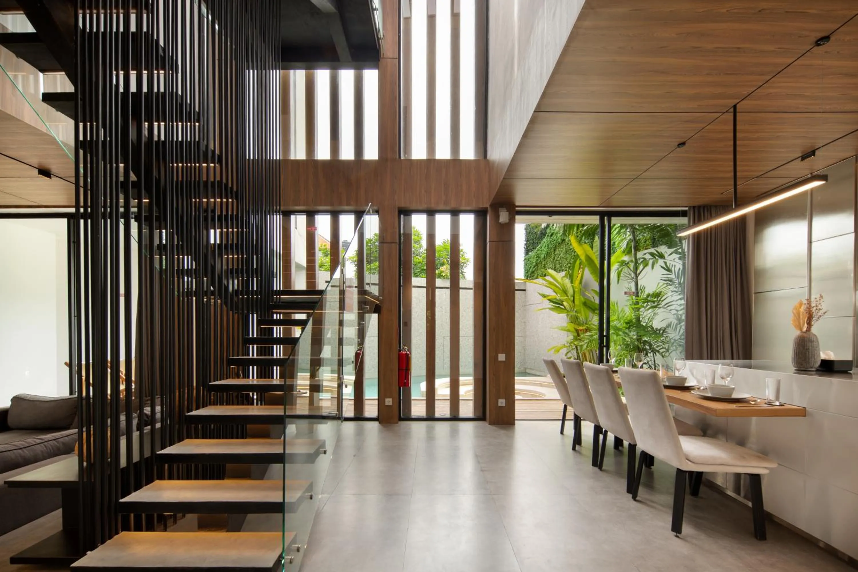 Dining area in Alex Villas Complex N2