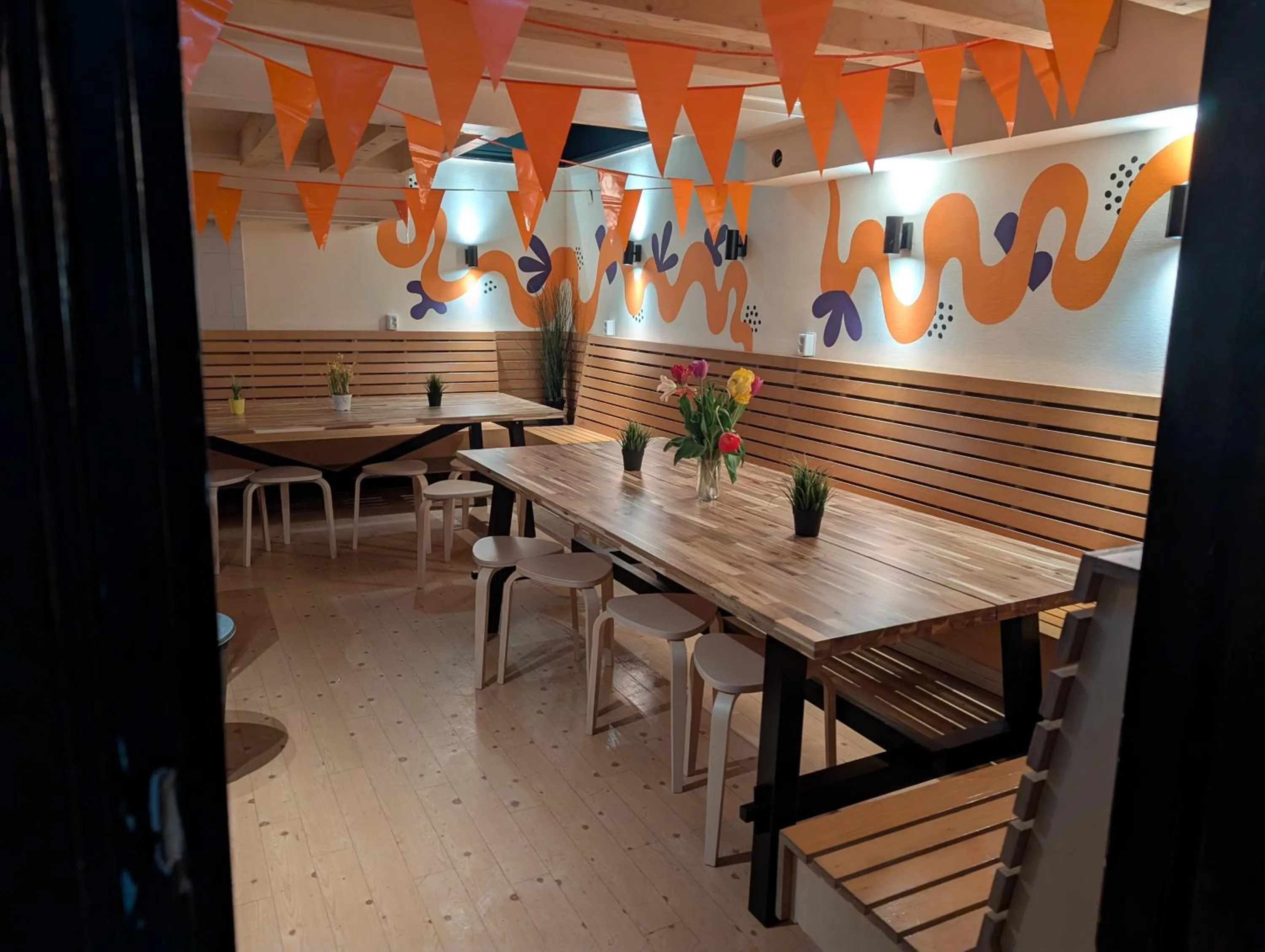 Restaurant/places to eat in Onefam Amstel