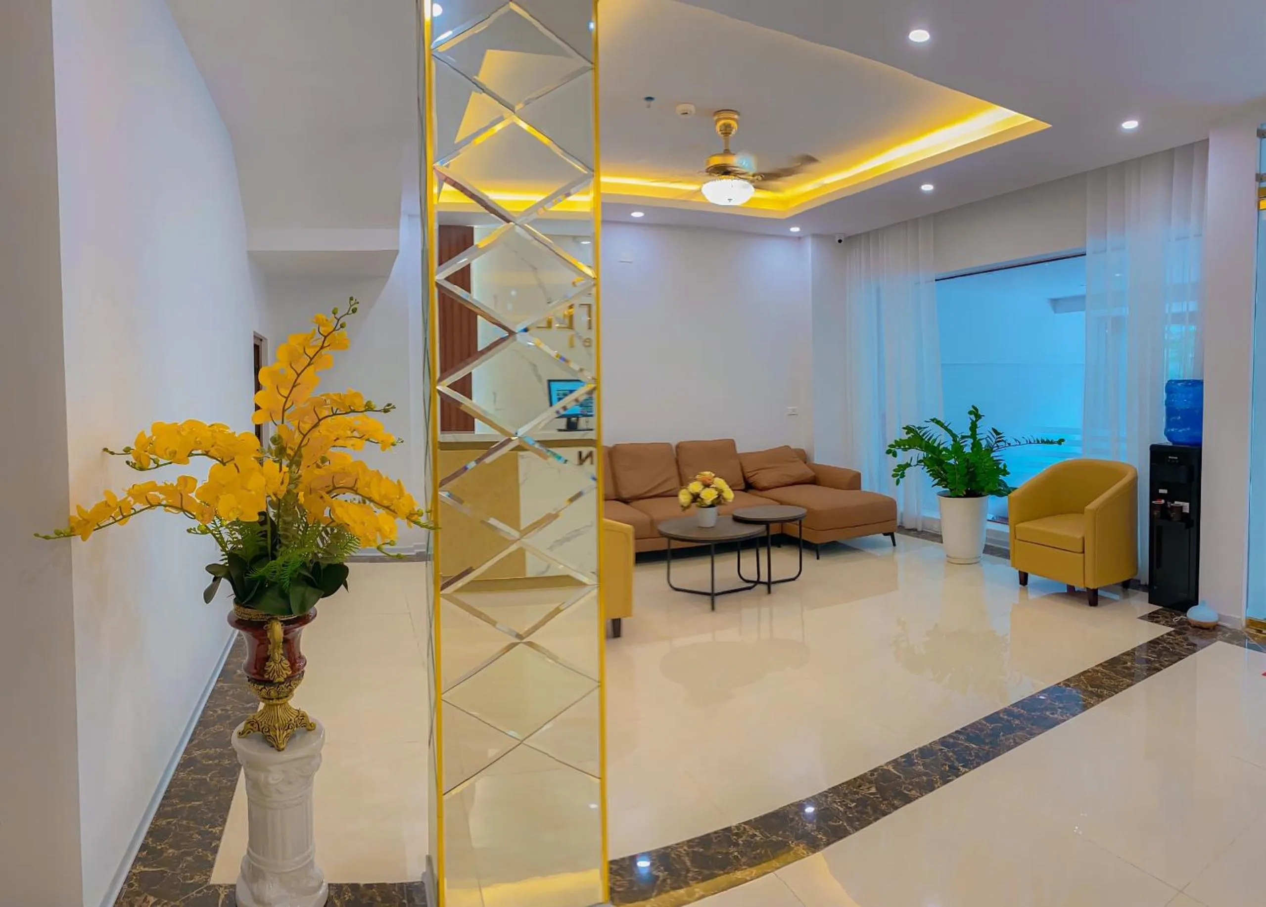 Luxtel Hotel Ngoại Giao Đoàn