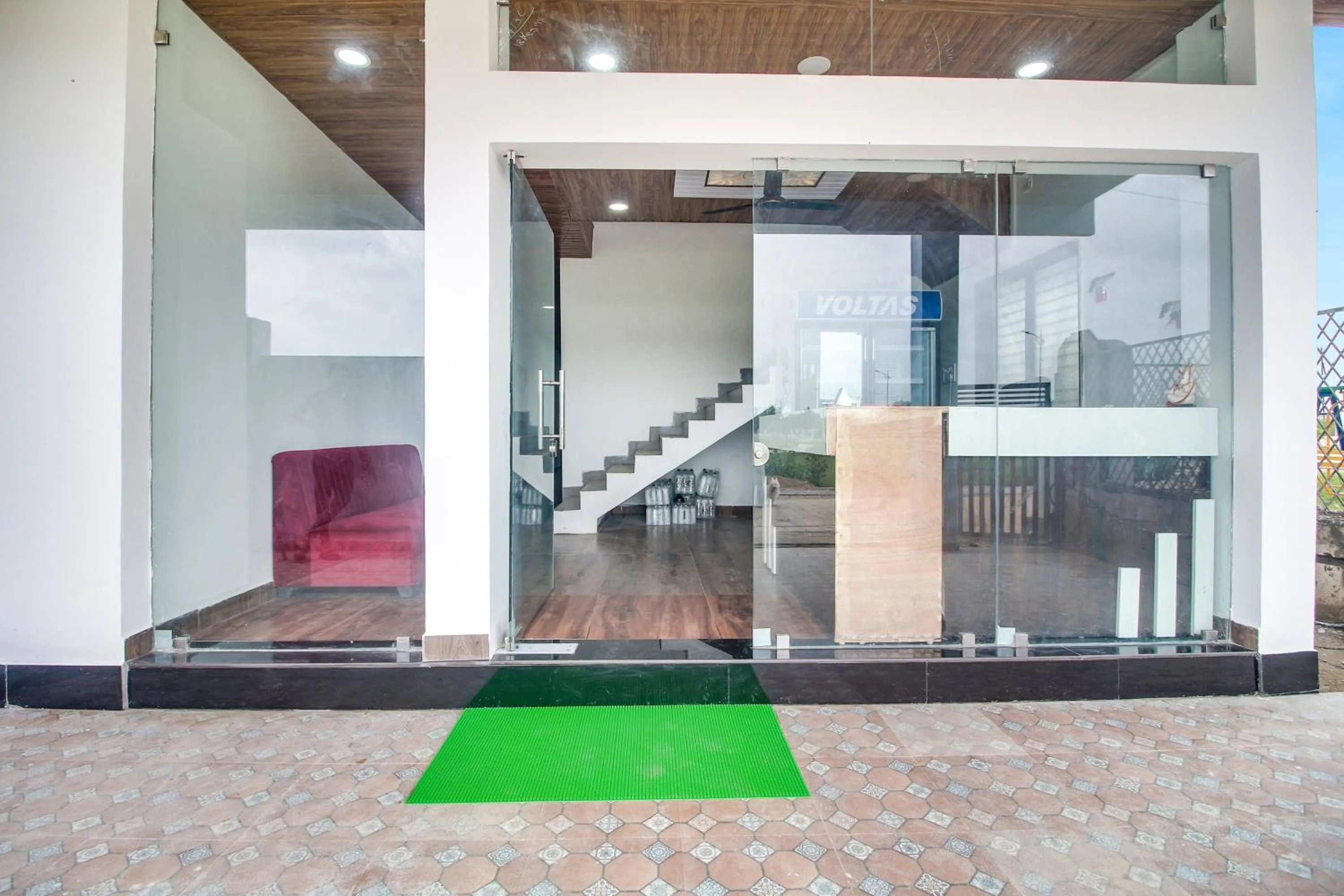 Facade/entrance in Hotel O Goyal Inn