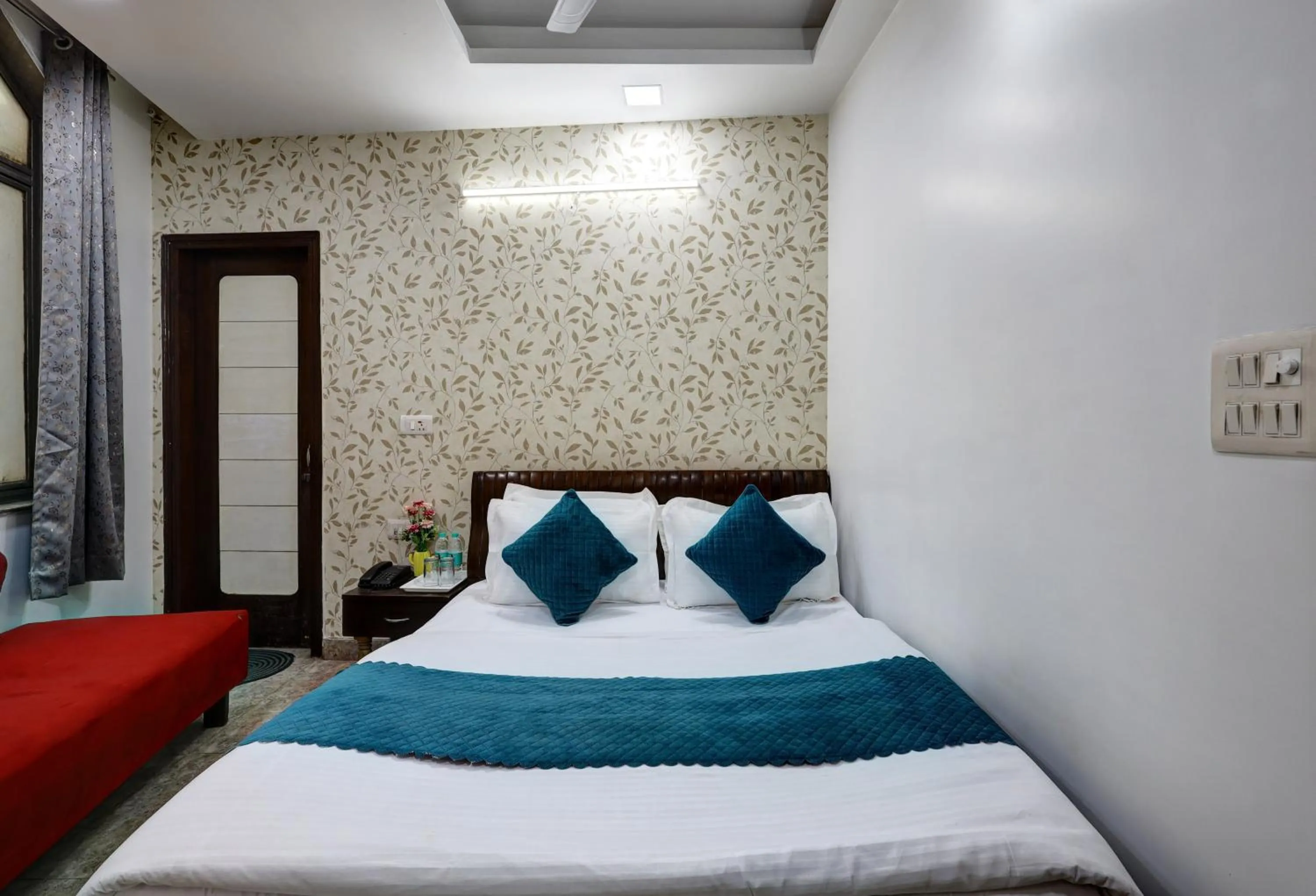 Superior Double Room - single occupancy in Hotel Krone By RMAAP Hotels