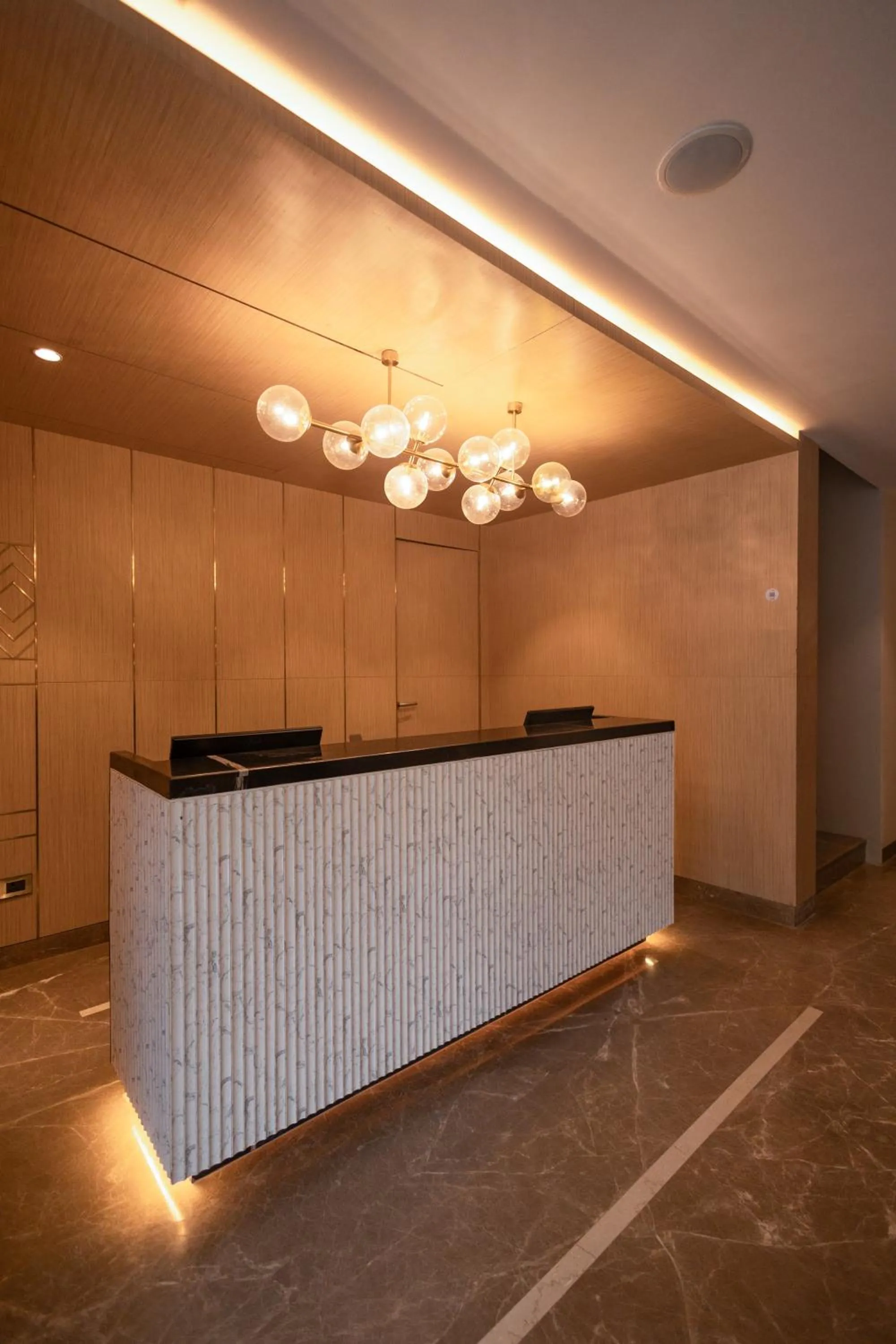 Lobby or reception in Golden Tulip Bhopal