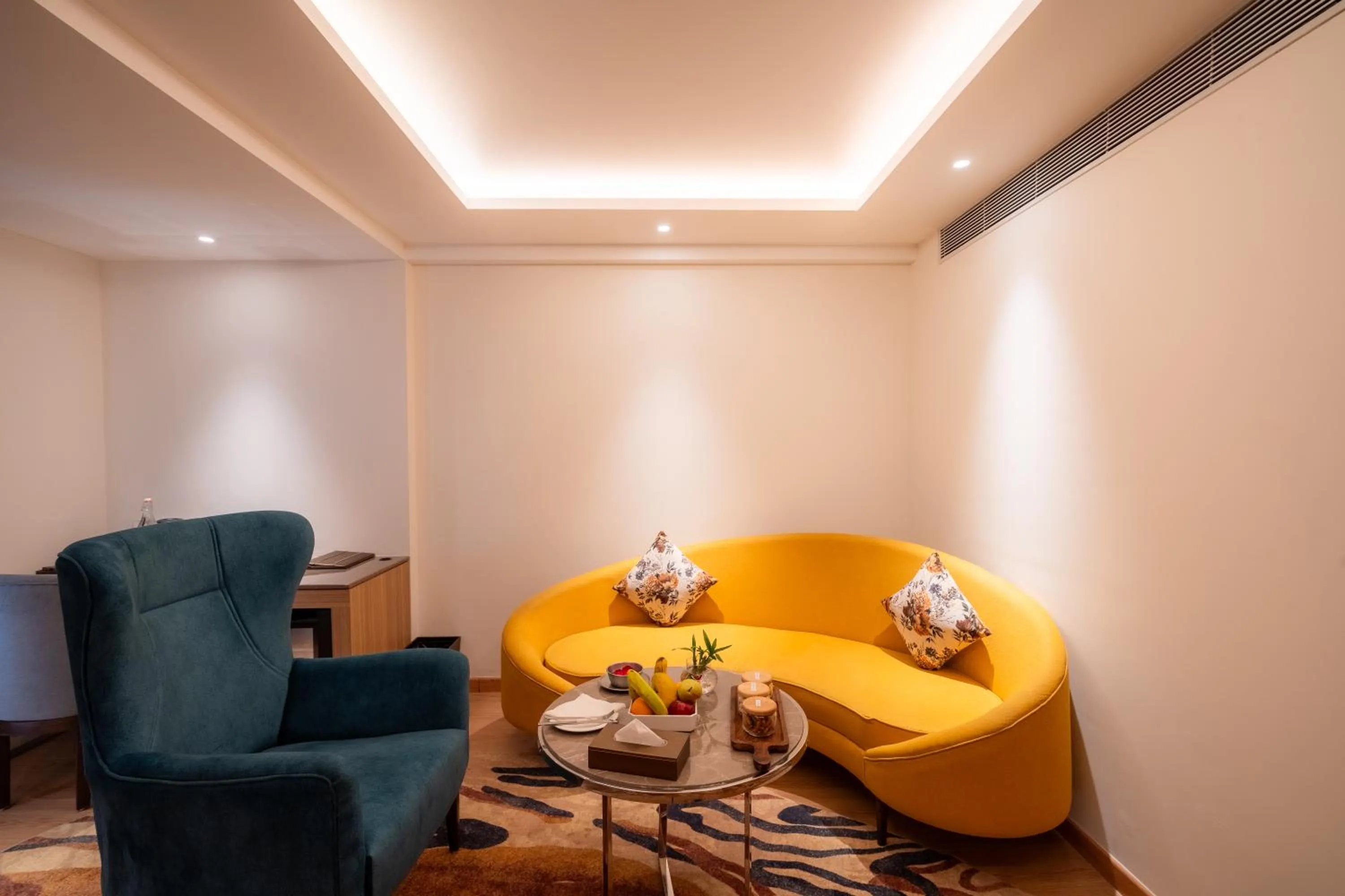 Living room in Golden Tulip Bhopal