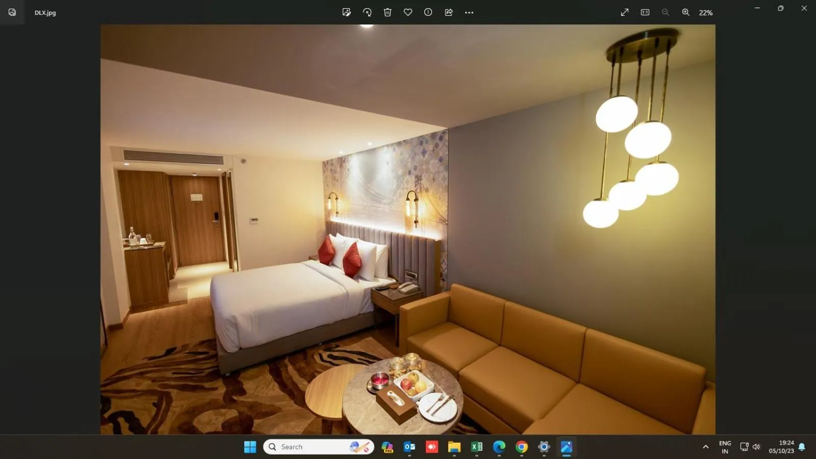 Bedroom, Bed in Golden Tulip Bhopal