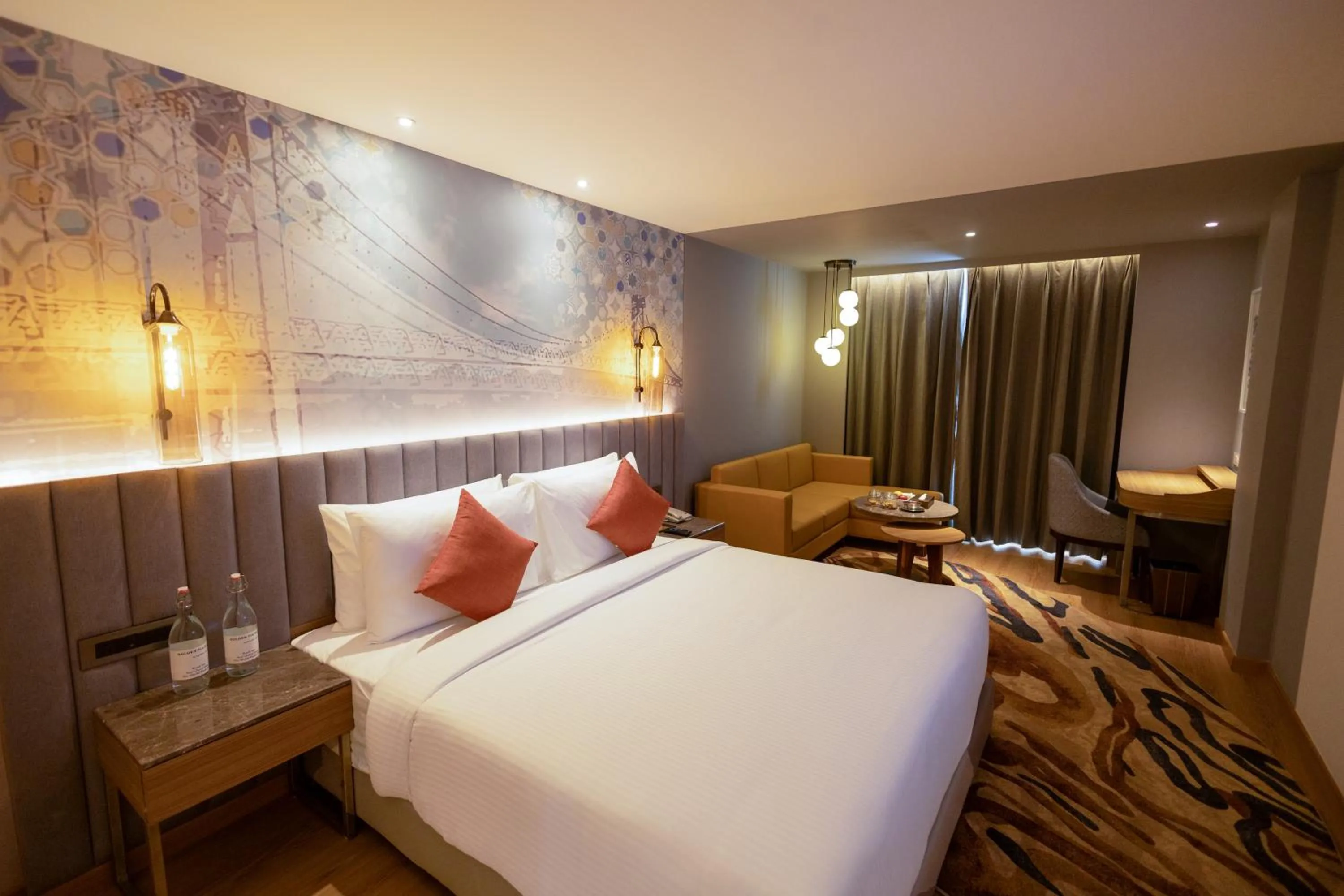 Bedroom, Bed in Golden Tulip Bhopal