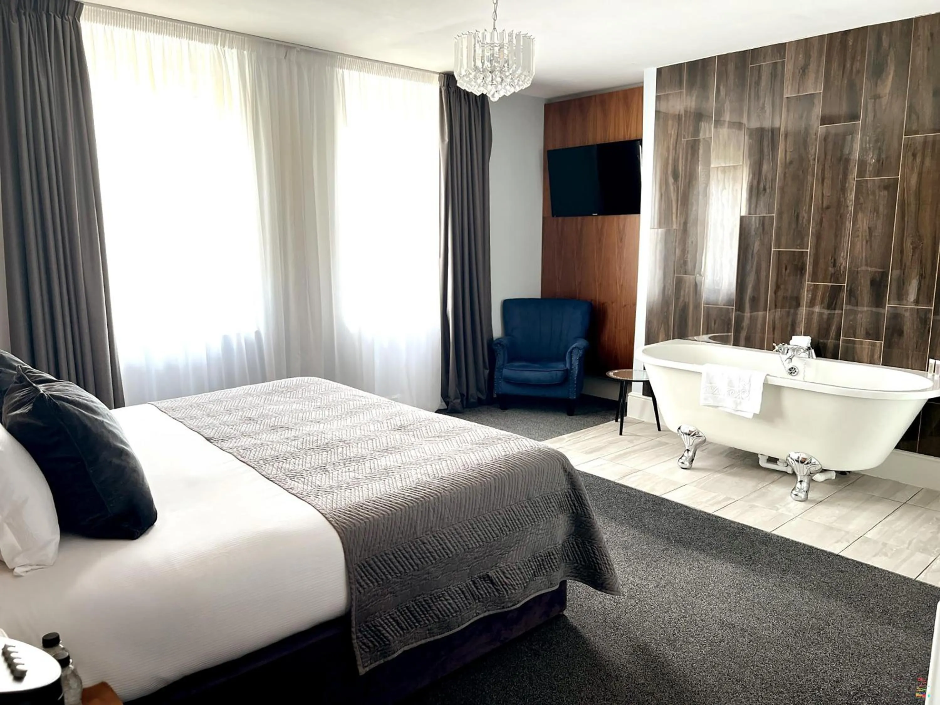 Photo of the whole room, Bed in The View Hotel Folkestone, a member of Radisson Individuals