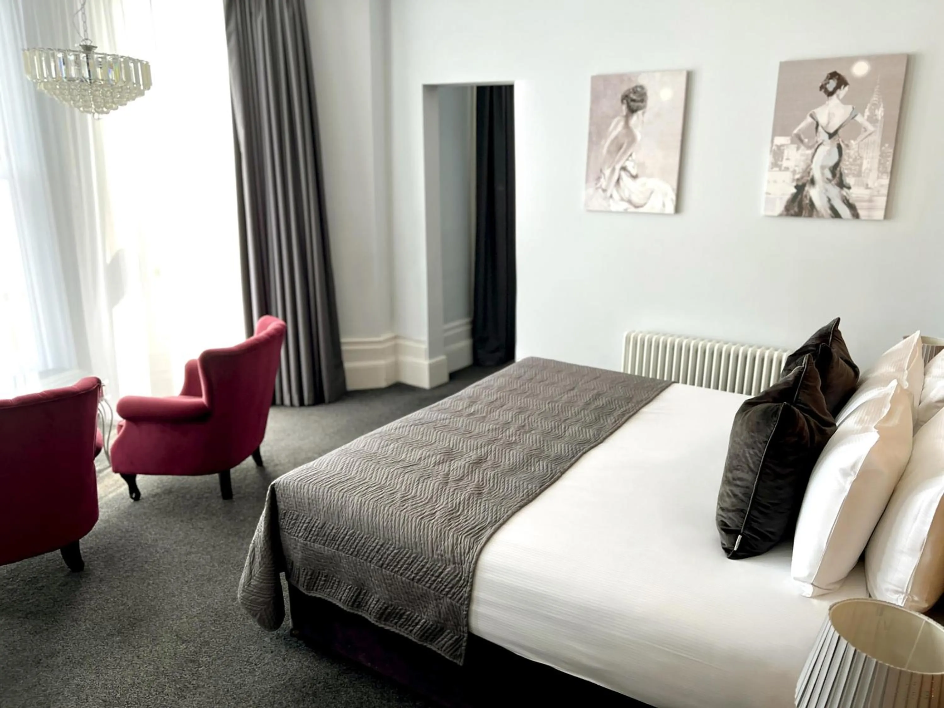 Photo of the whole room, Bed in The View Hotel Folkestone, a member of Radisson Individuals