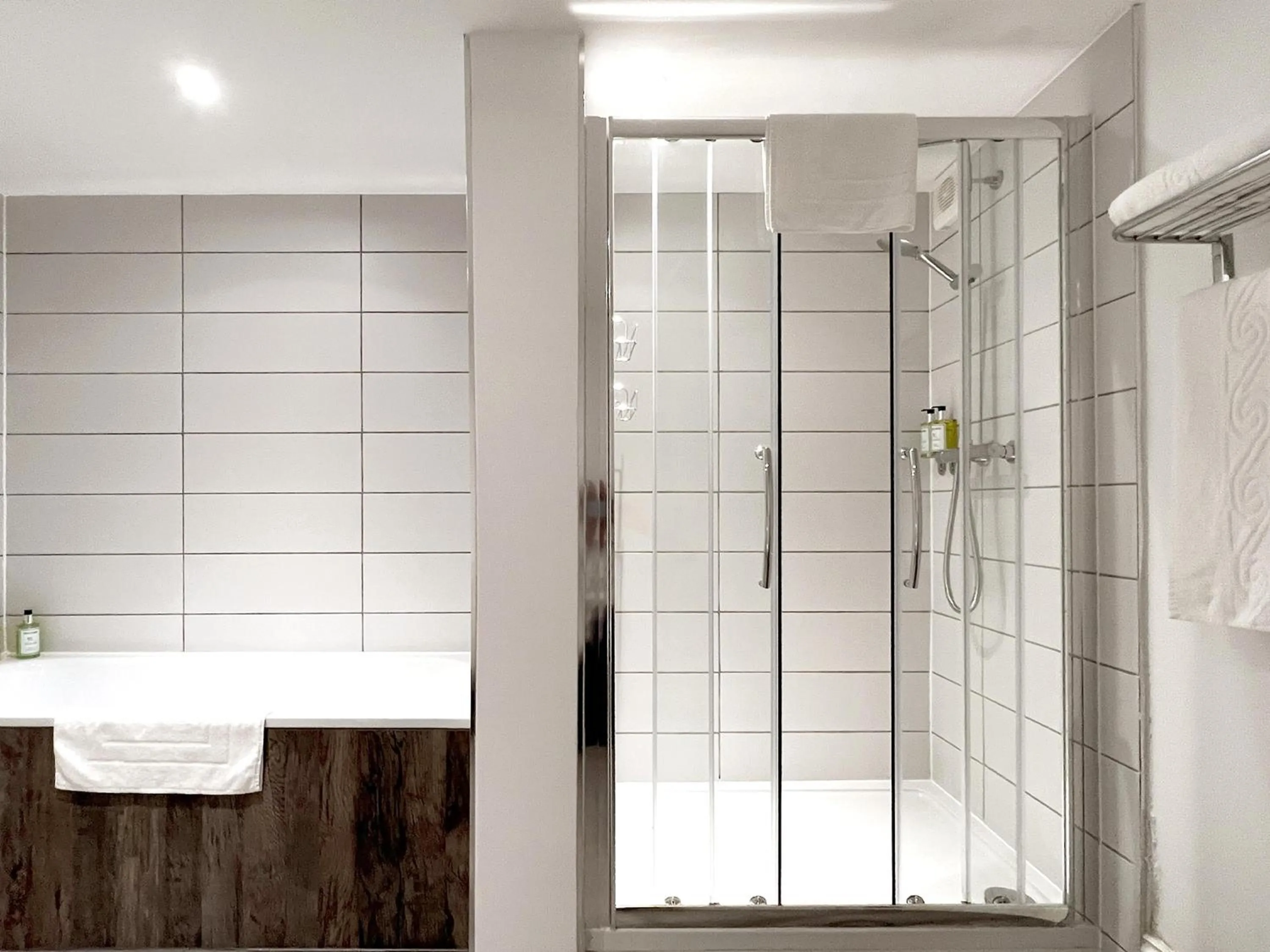 Bathroom in The View Hotel Folkestone, a member of Radisson Individuals