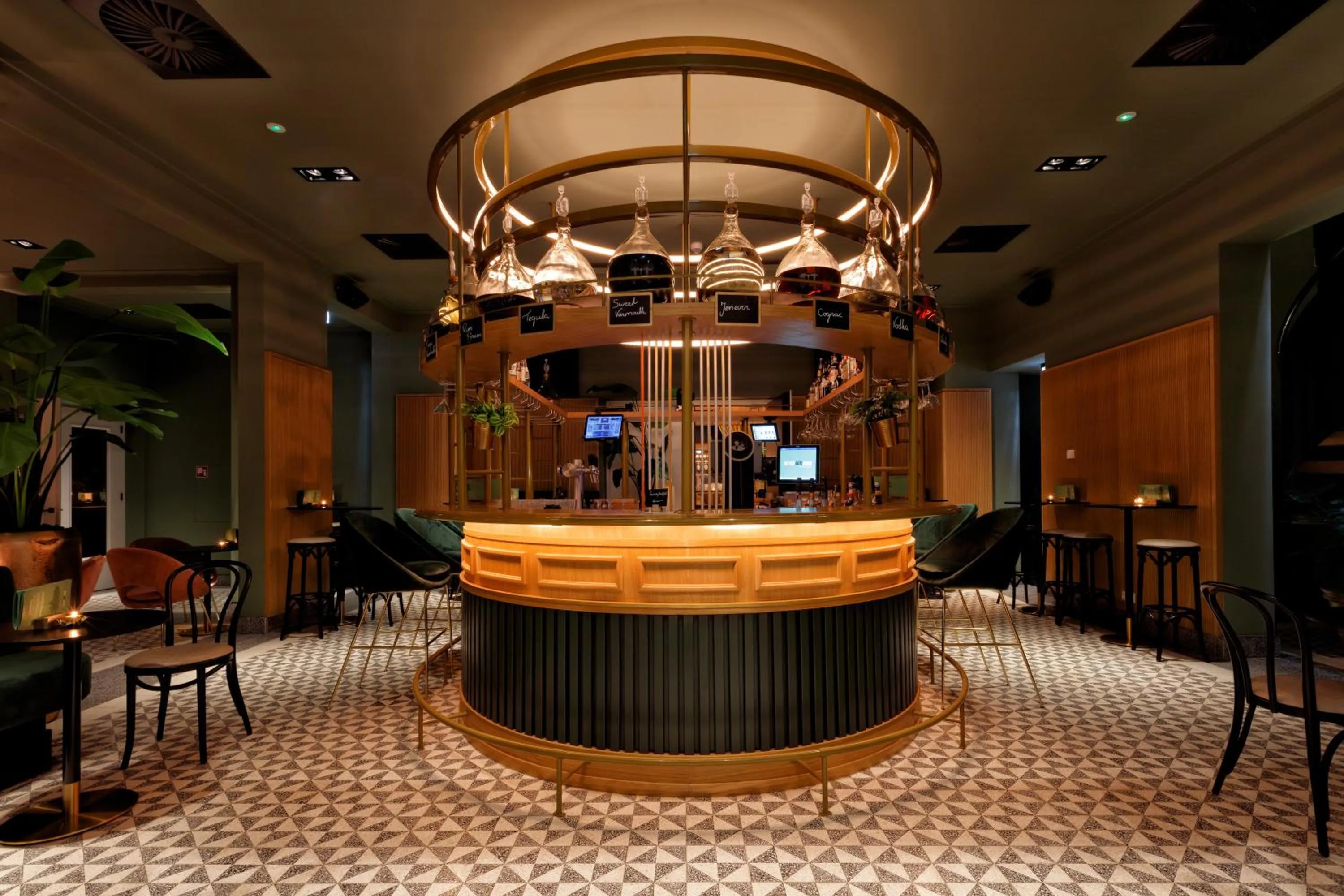 Lounge or bar in Wapen van Hengelo Residence Suites - digital key by SMS and email