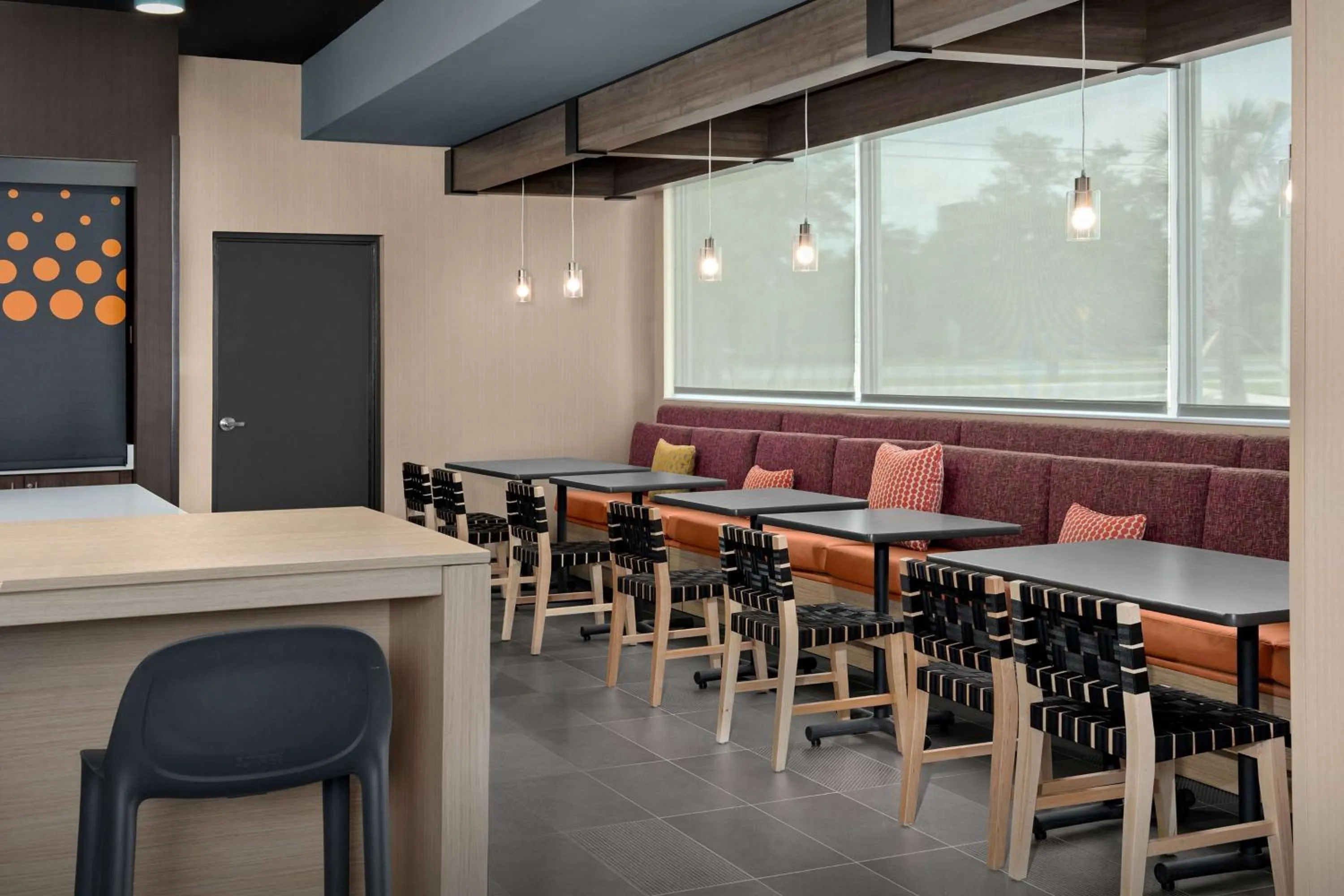 Breakfast in Tru By Hilton Jacksonville Airport