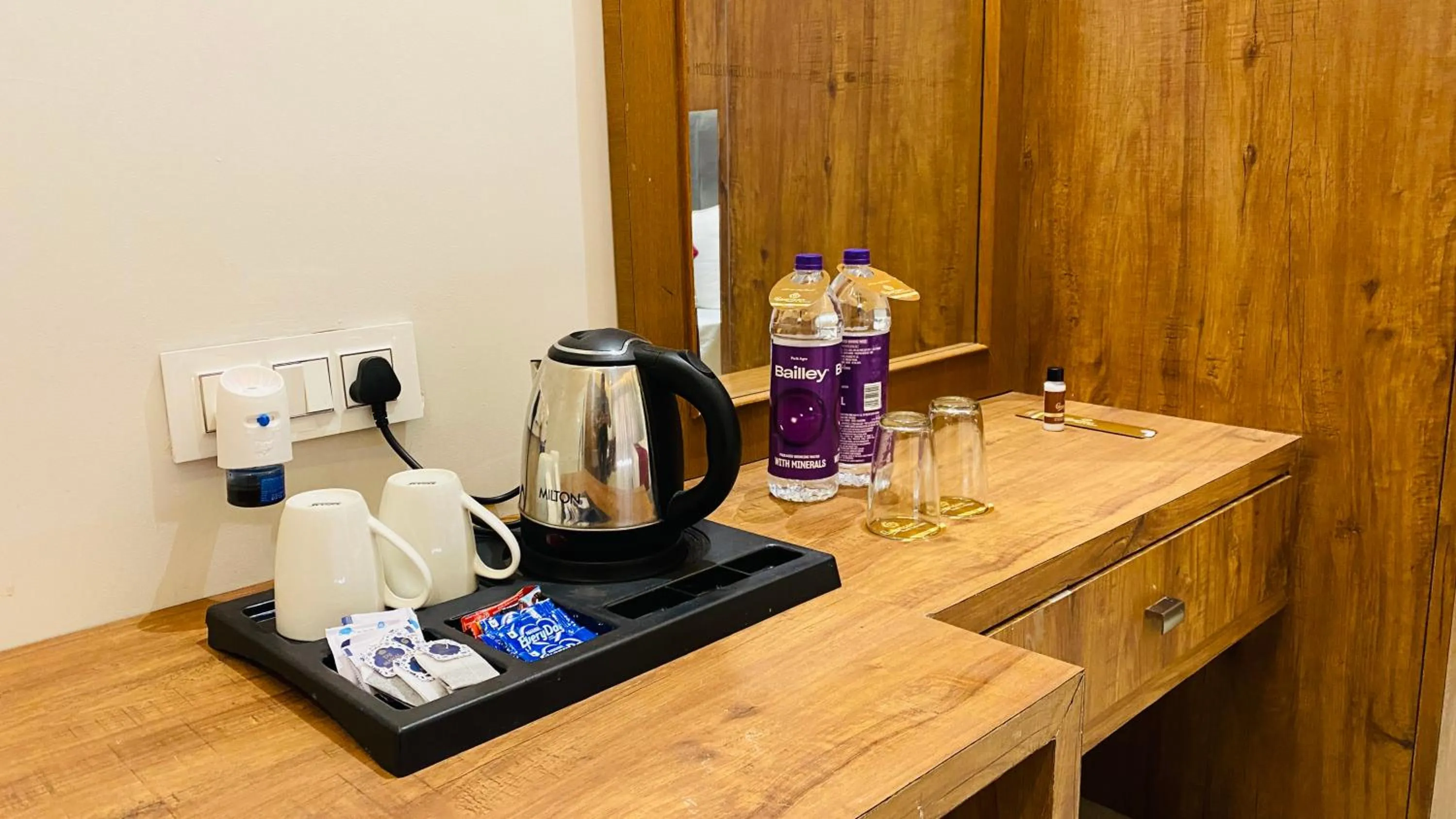 Coffee/tea facilities in Gaurison Hotel and Resorts