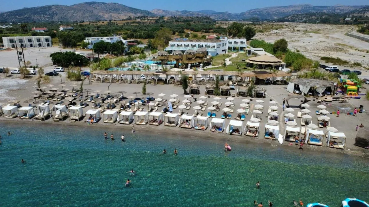 Alia Beachfront Suites and Spa