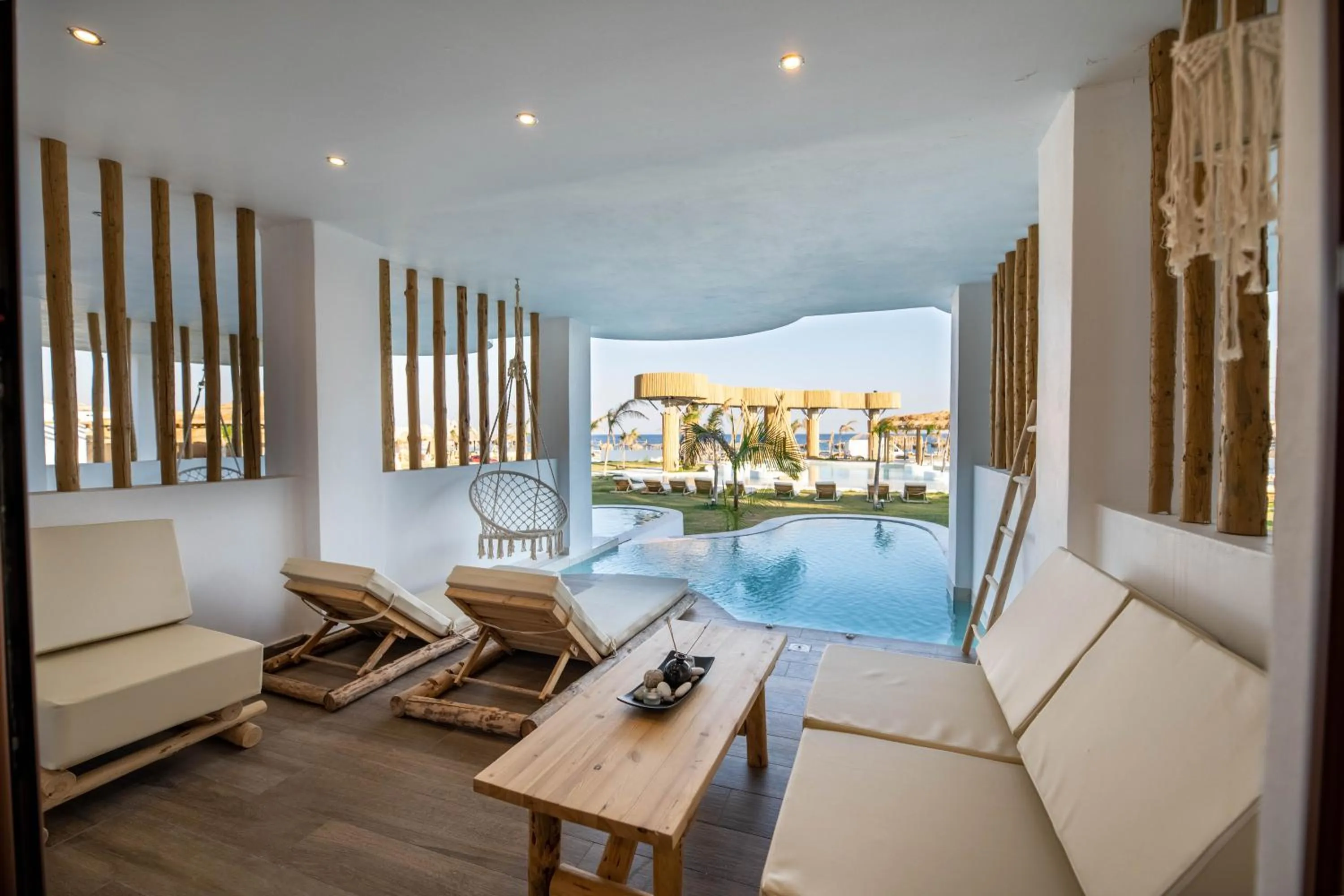 Seating area in Alia Beachfront Suites and Spa