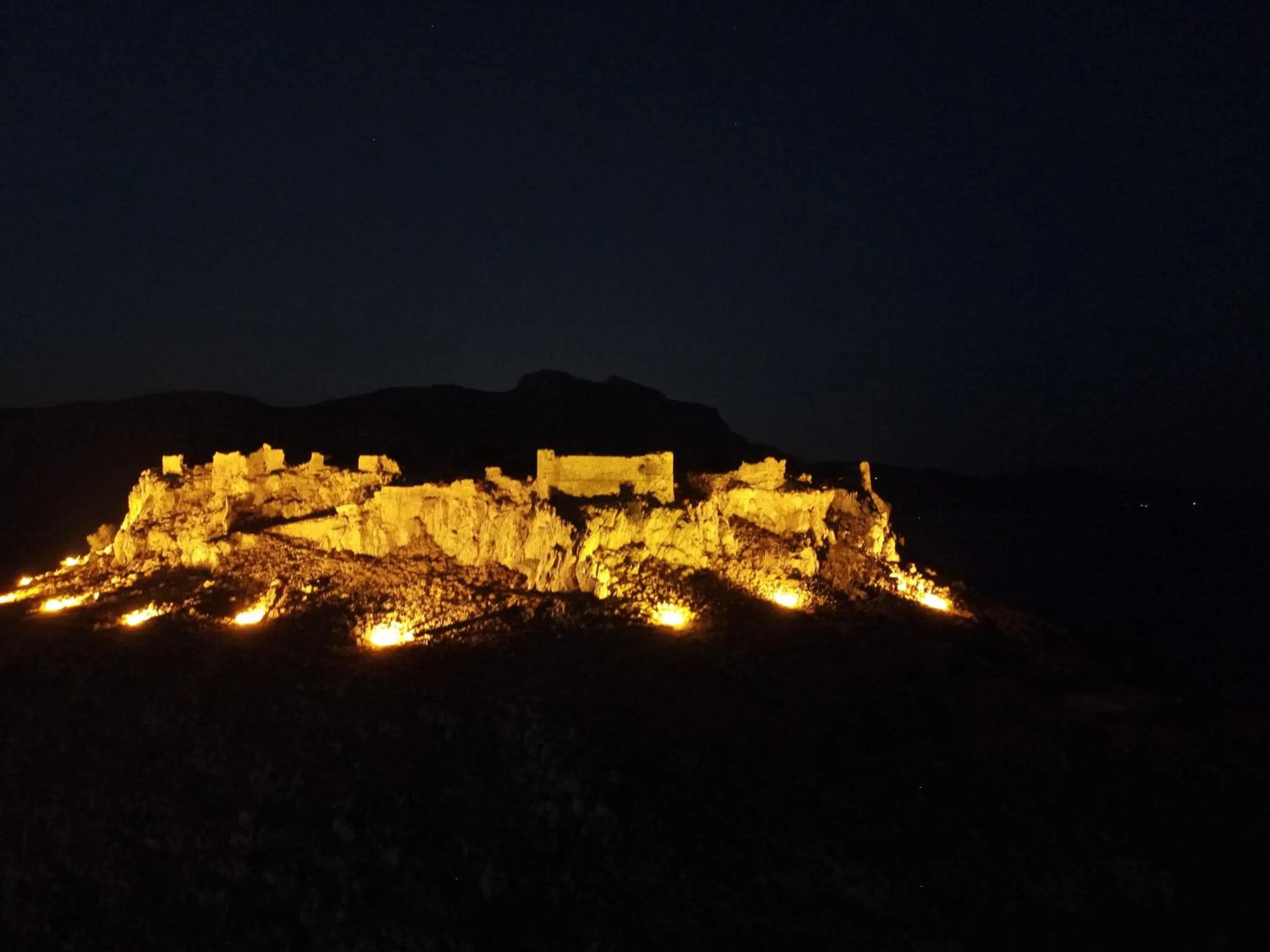 Alia Beachfront Suites and Spa