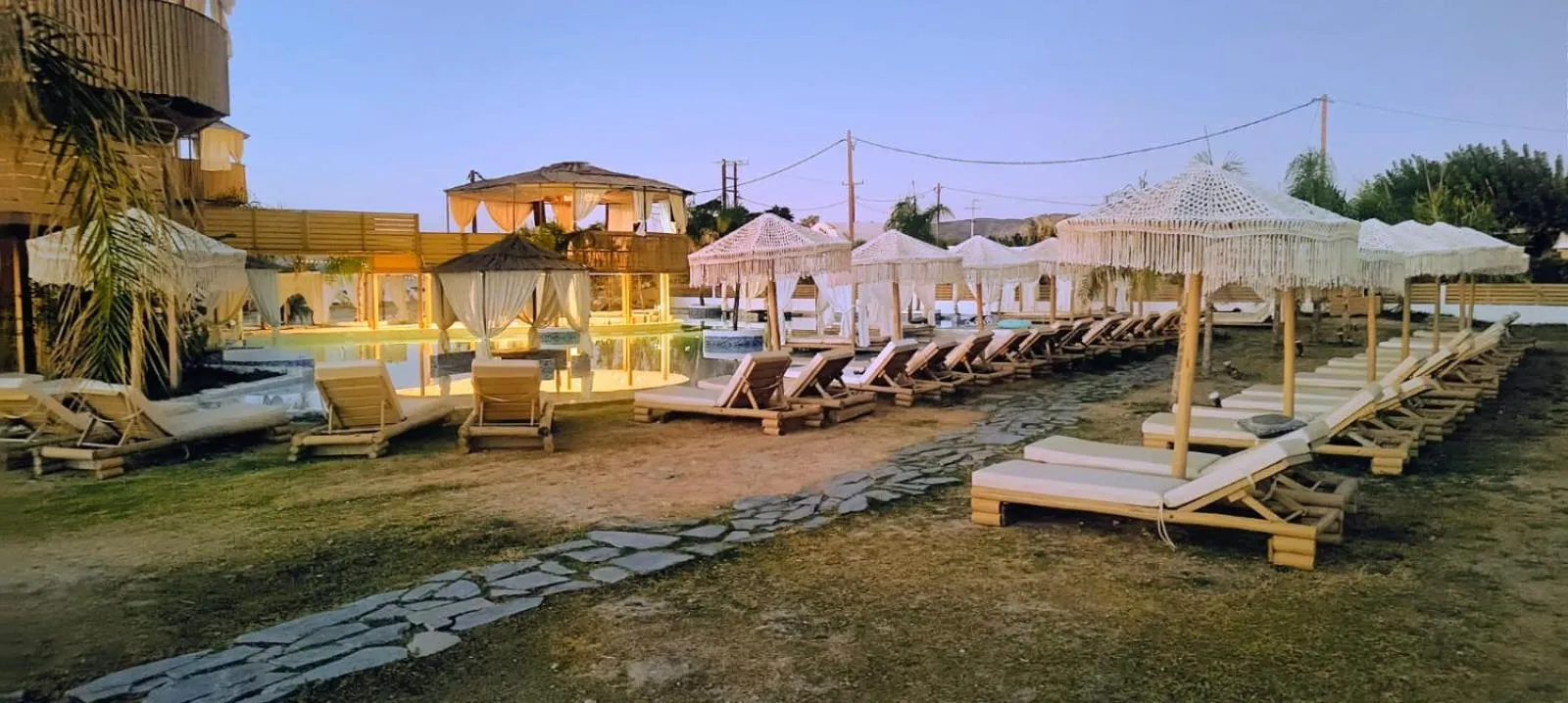 Alia Beachfront Suites and Spa