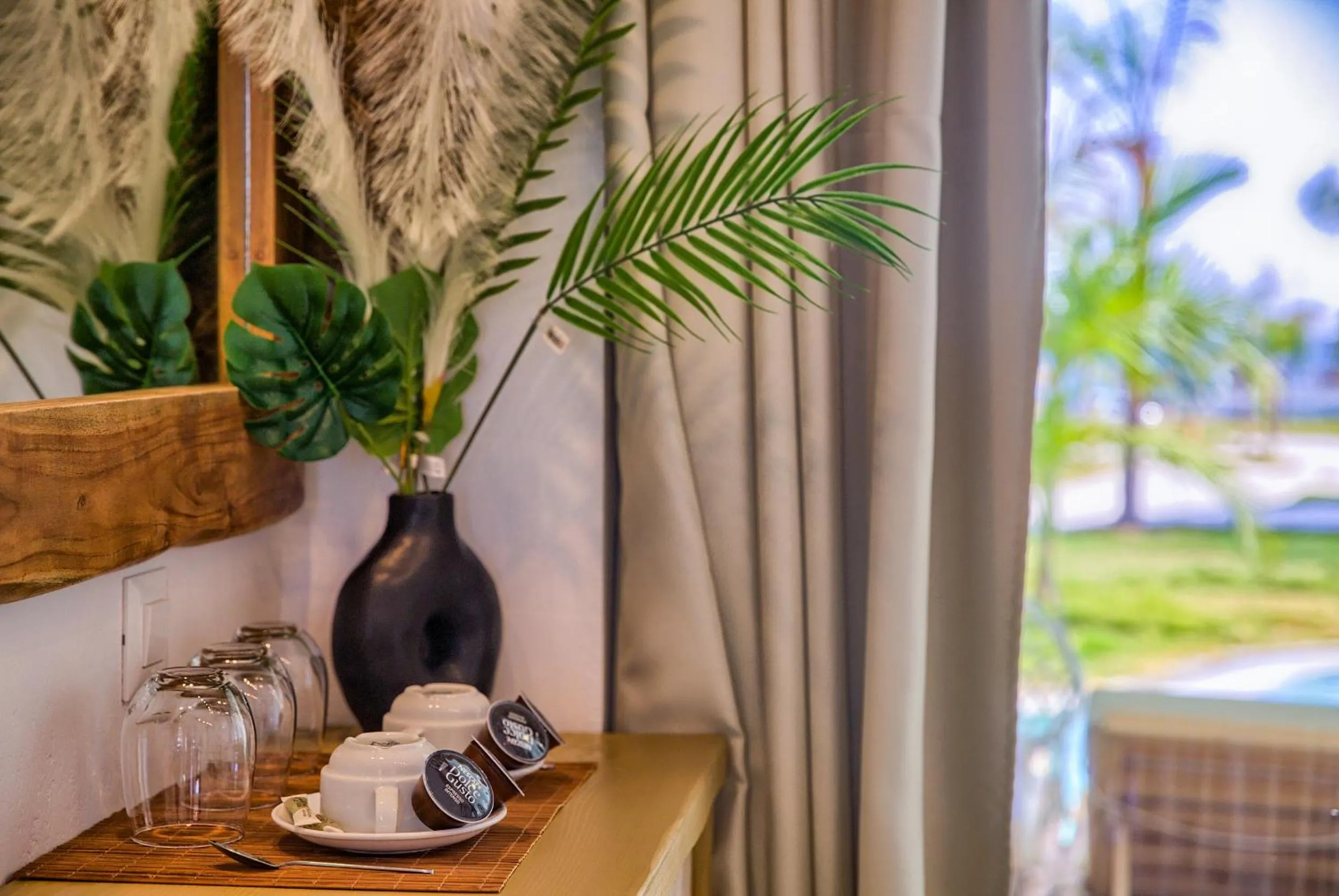 Alia Beachfront Suites and Spa