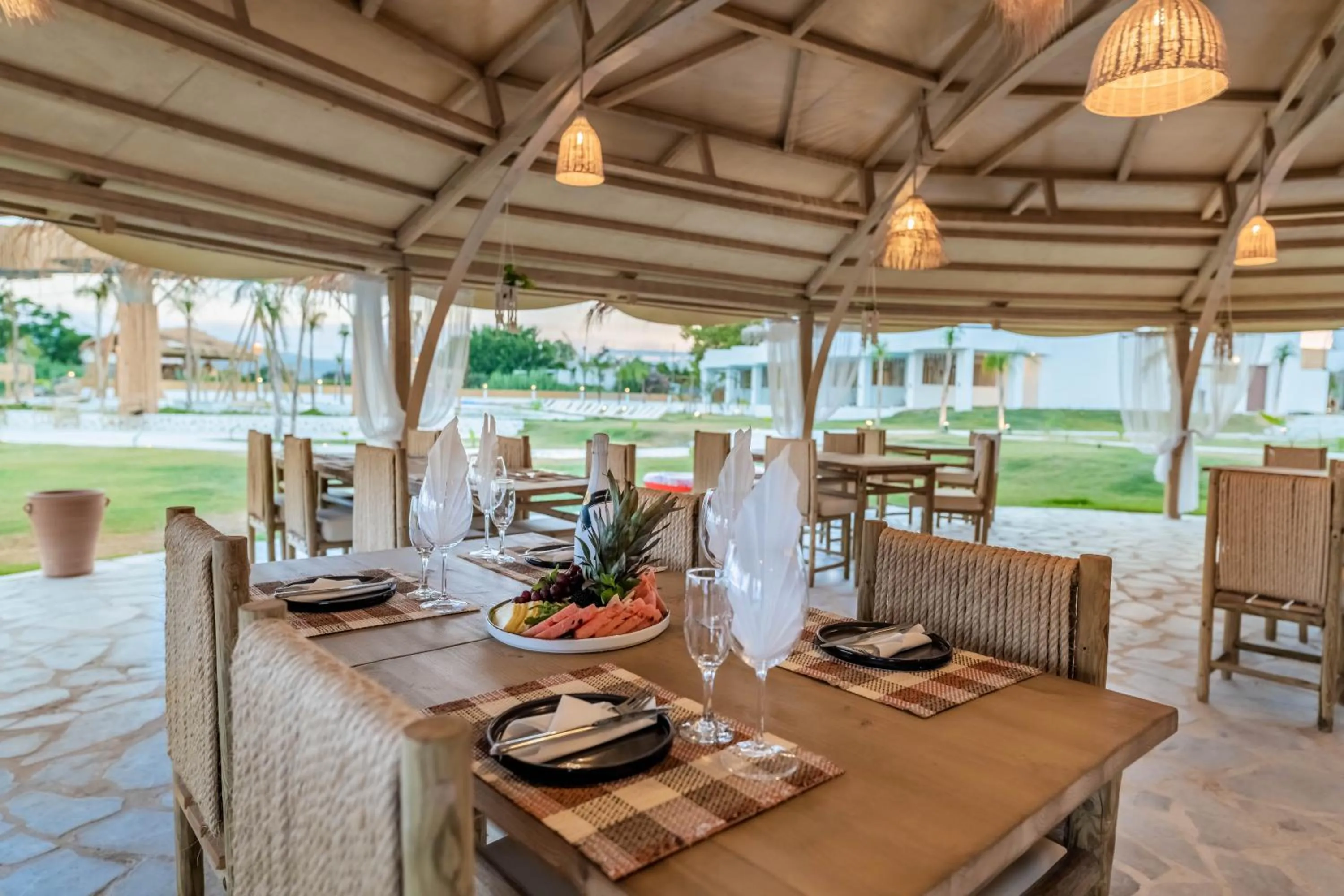 Alia Beachfront Suites and Spa