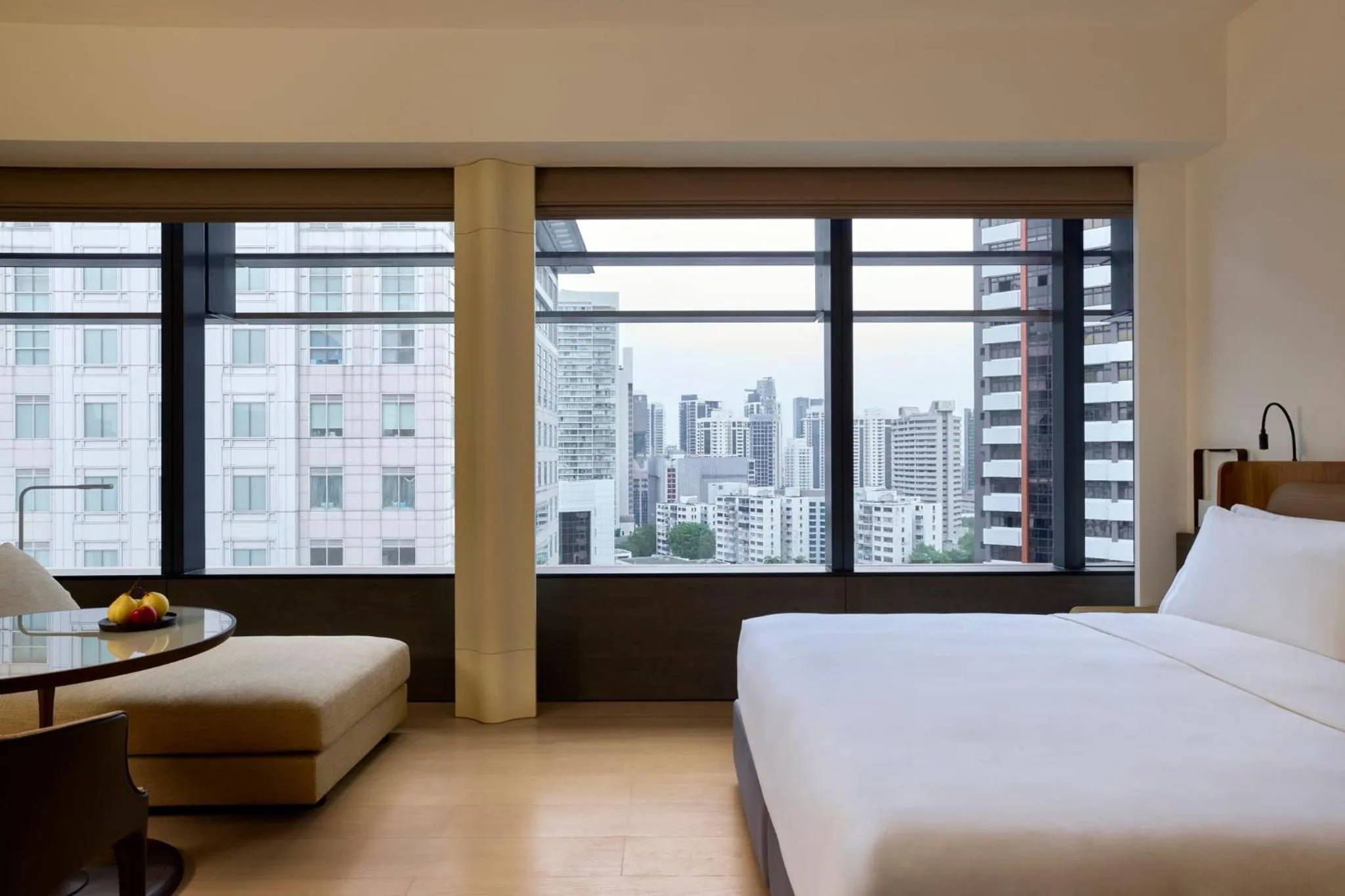 Photo of the whole room, Bed in COMO Metropolitan Singapore