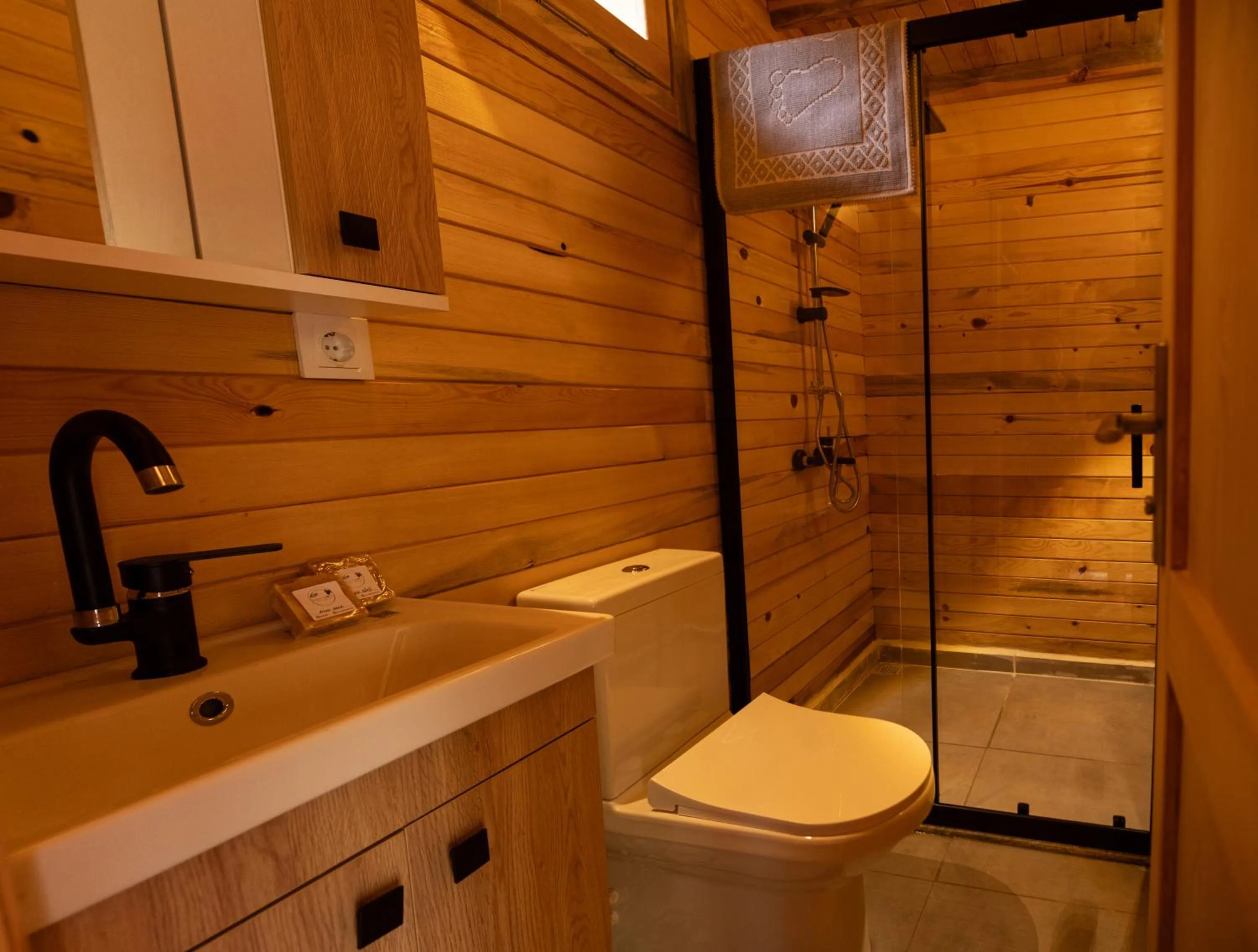 Shower in Goat Bungalow and Camping