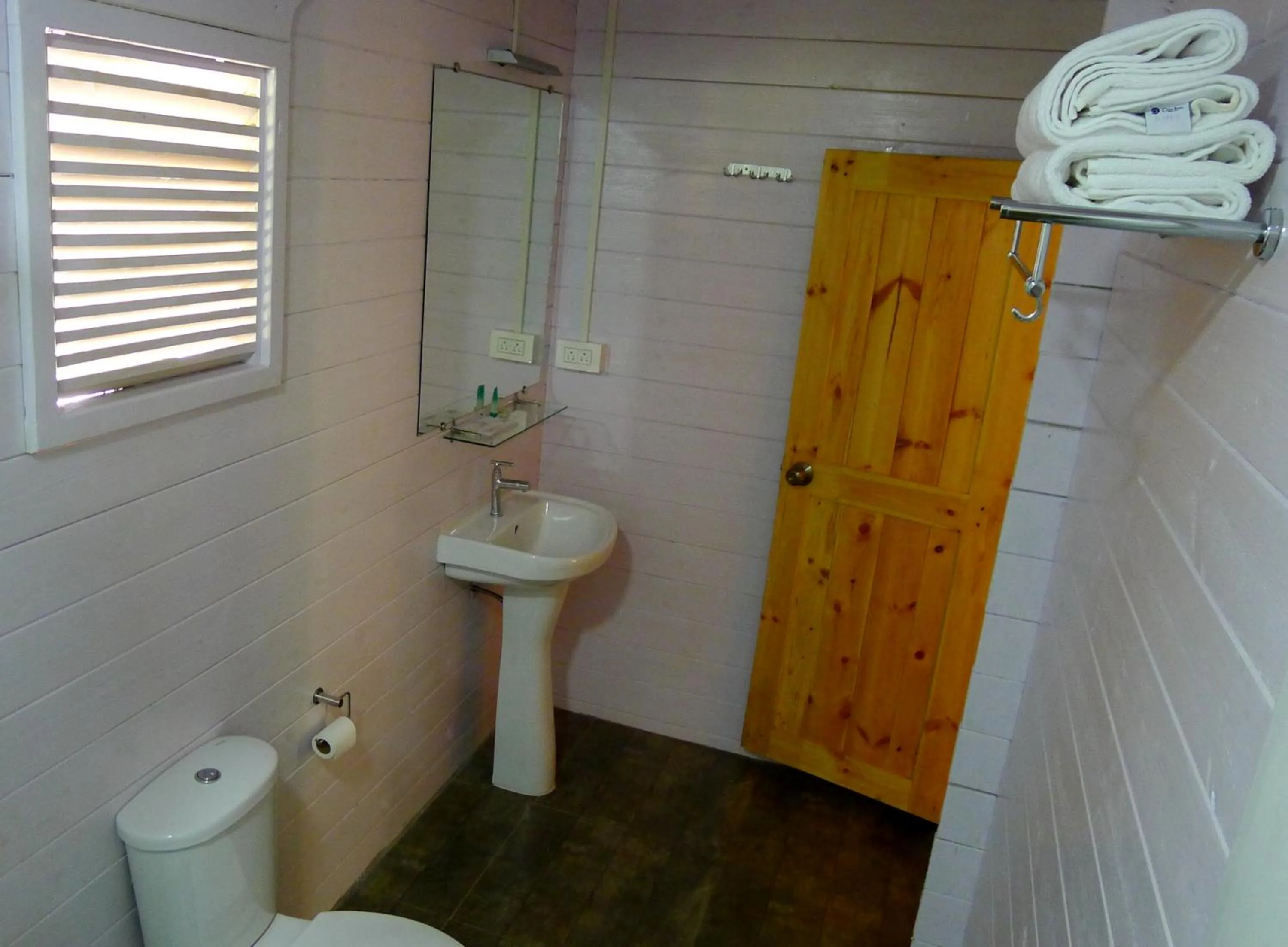 Shower in Mamagoa Beach Resort