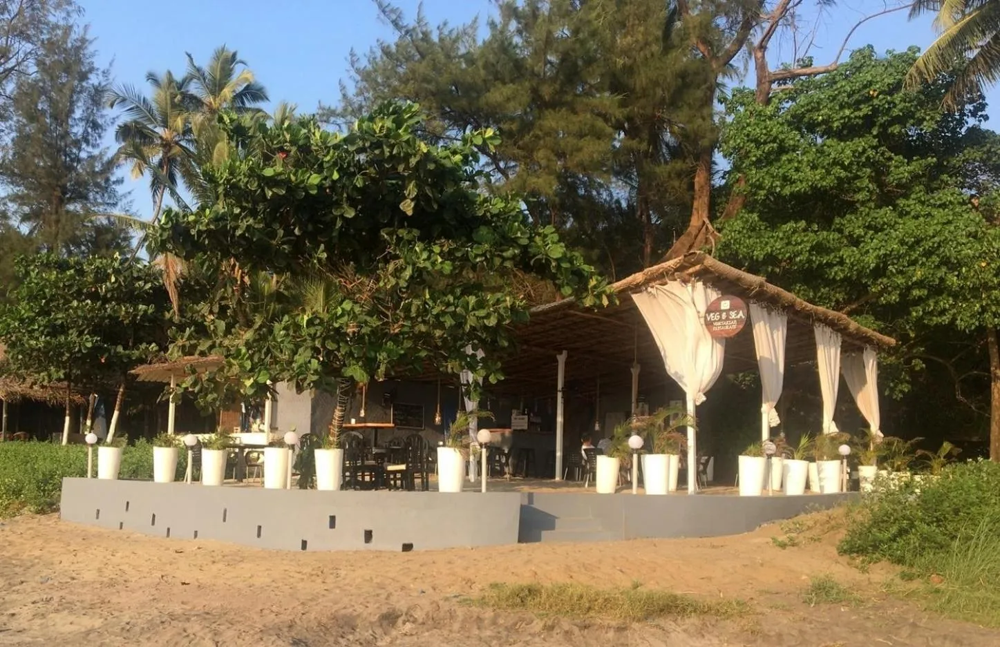 Property building in Mamagoa Beach Resort