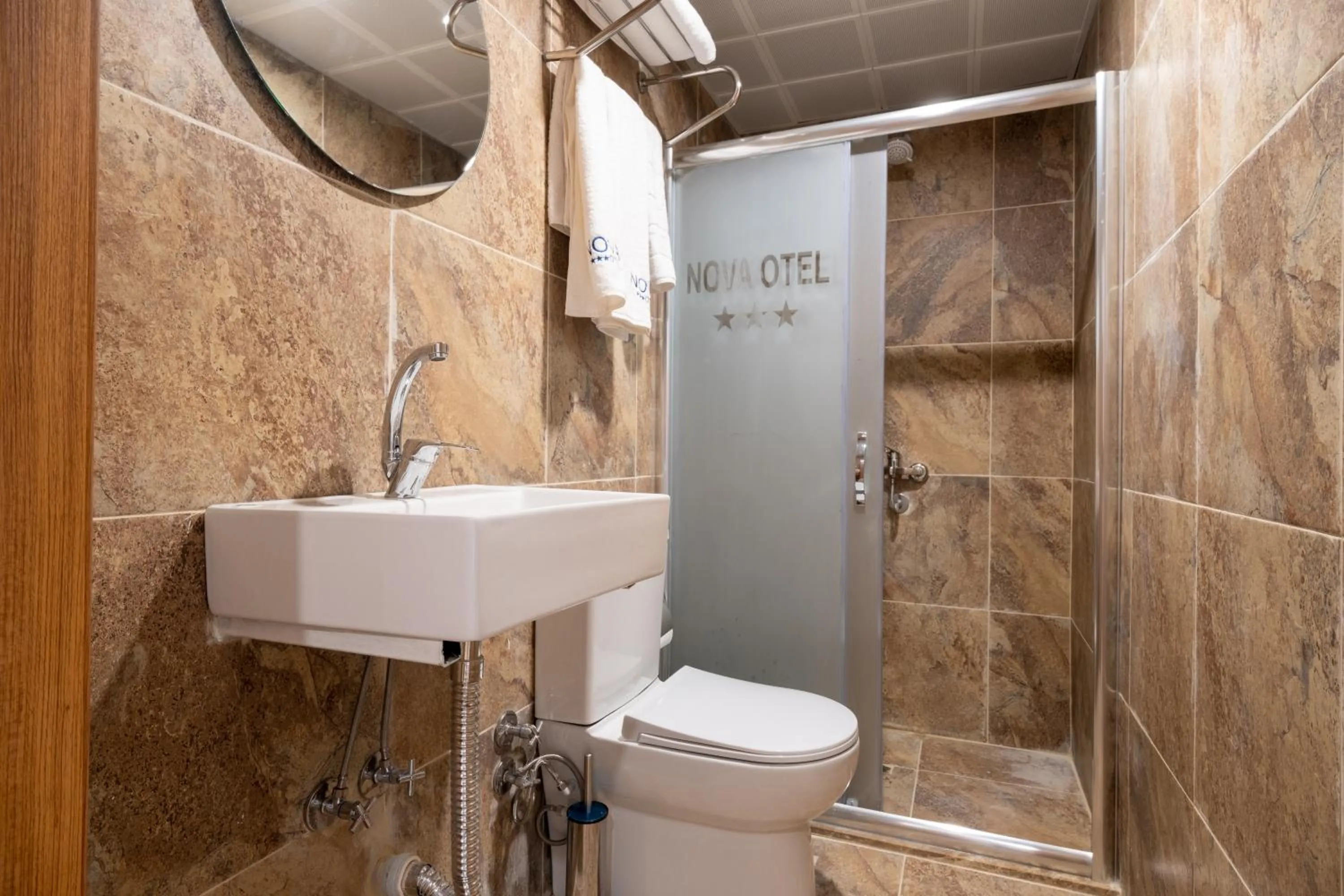Shower in Istanbul Nova Hotel