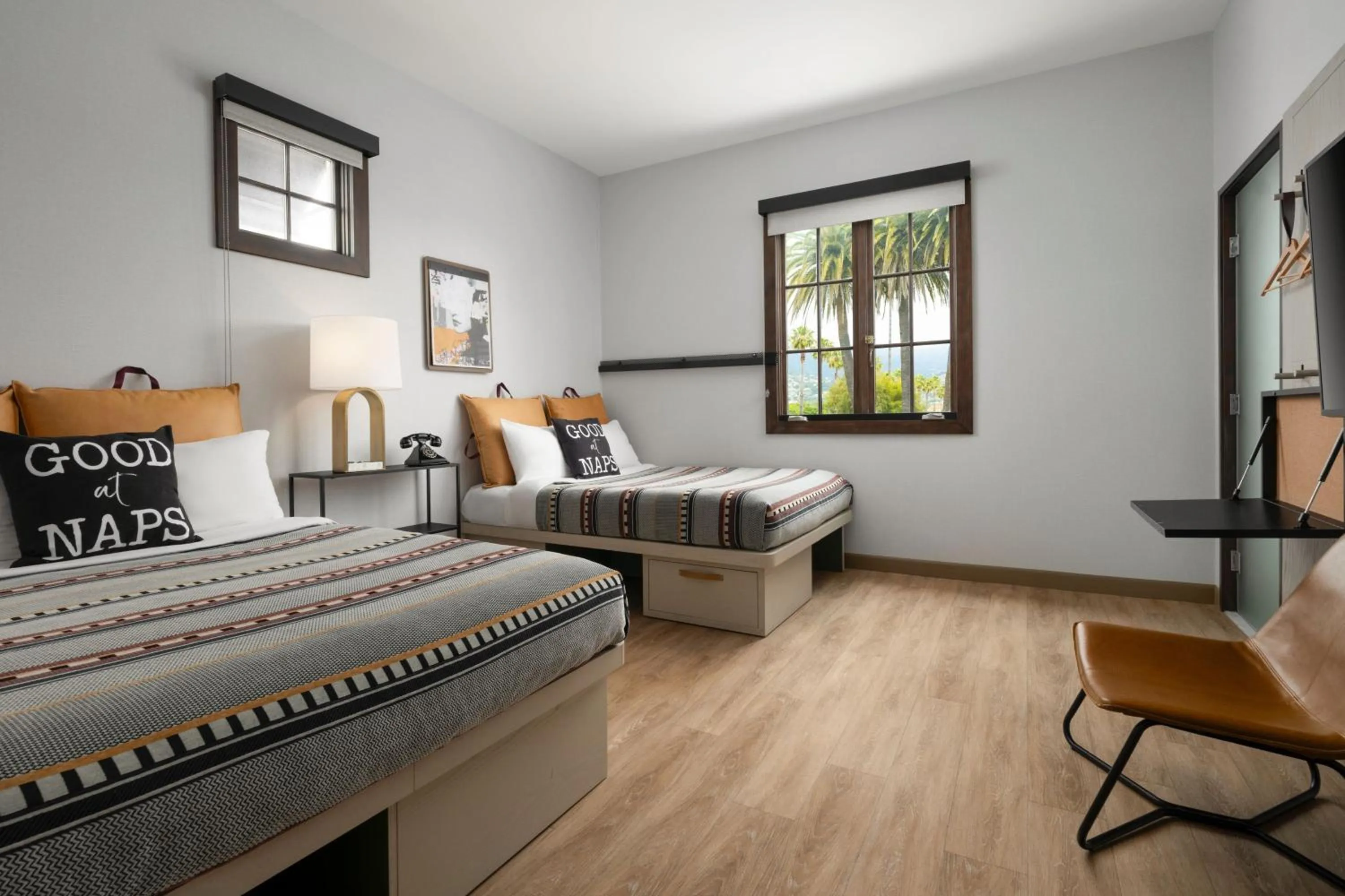 Photo of the whole room, Bed in Moxy Santa Barbara