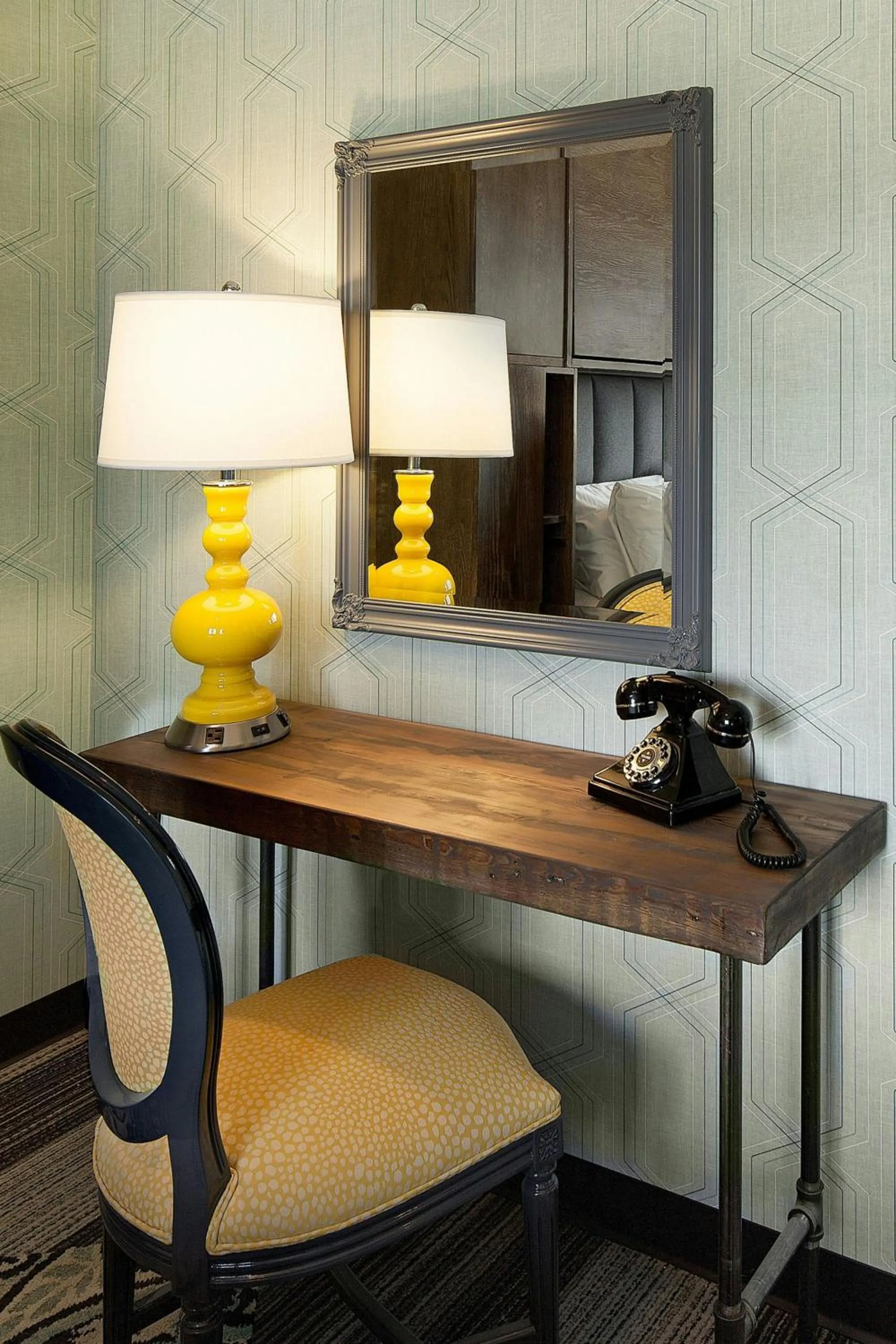 Photo of the whole room in Moxy Santa Barbara