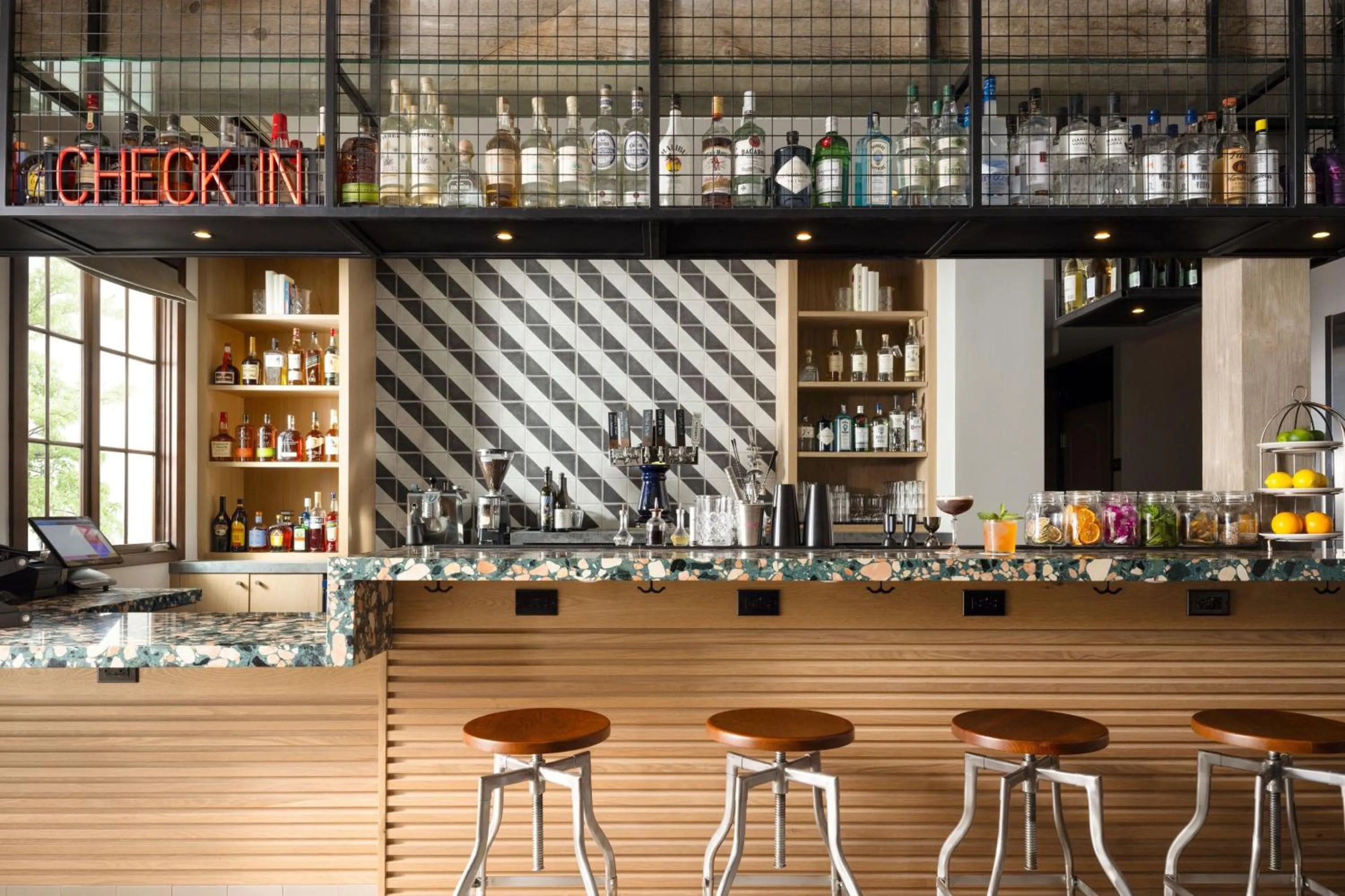 Lounge or bar in Moxy Santa Barbara