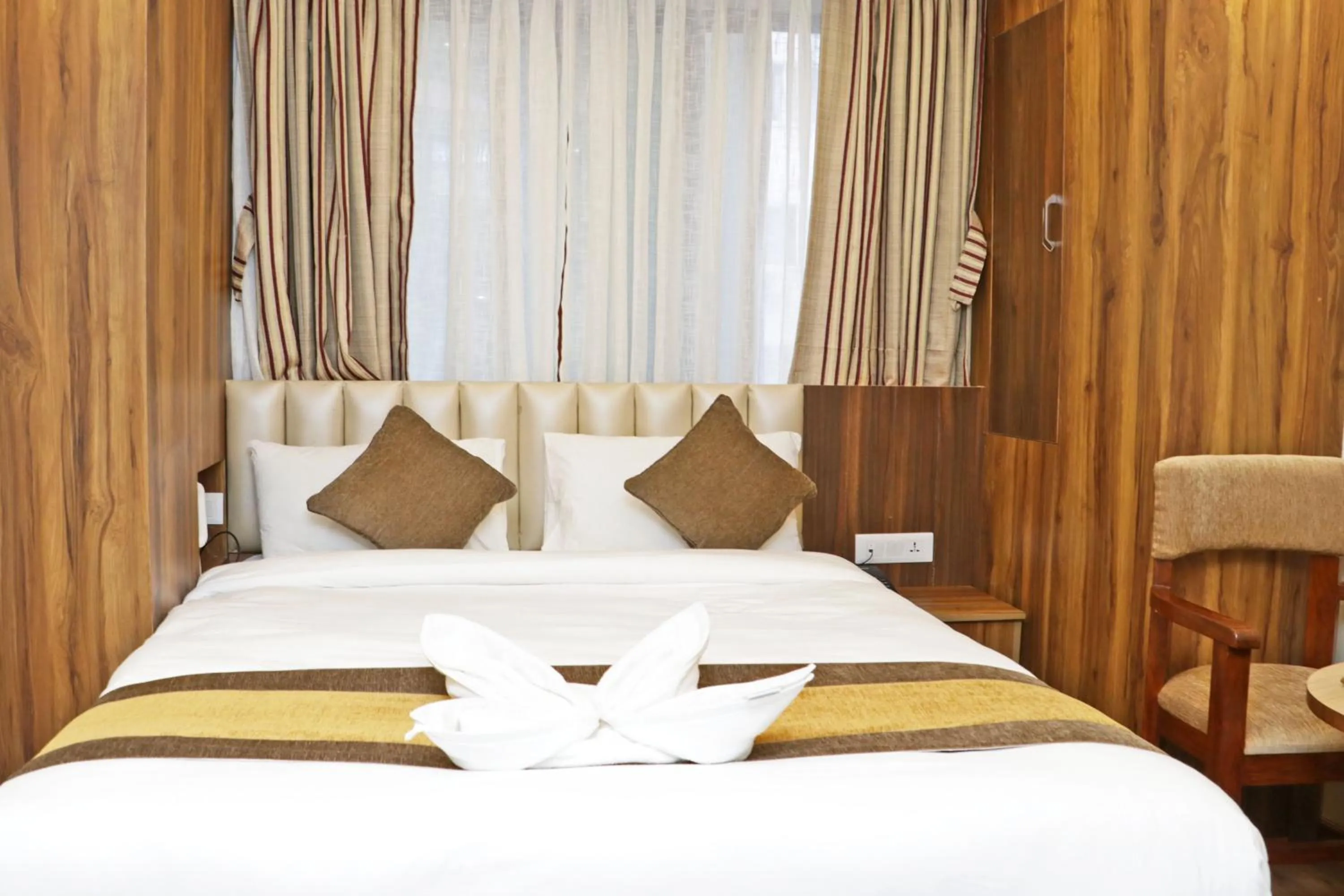 Bed in Hotel Airport Gurkha