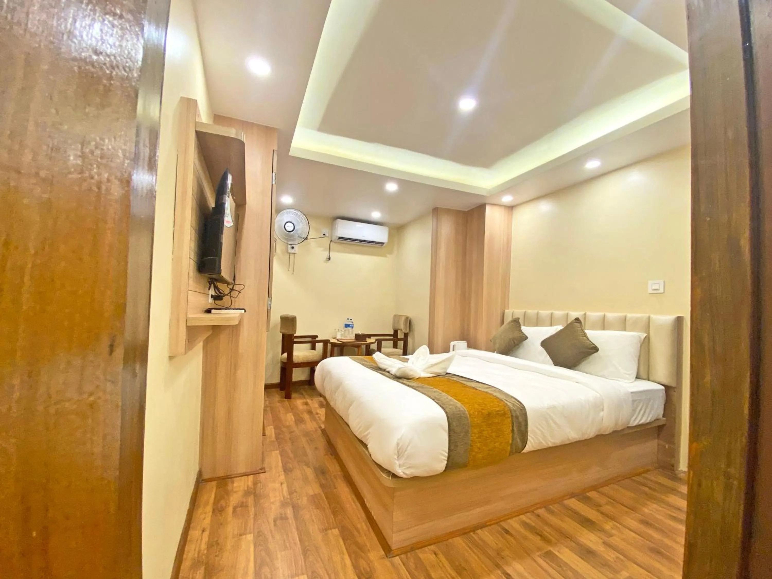 Bed in Hotel Airport Gurkha