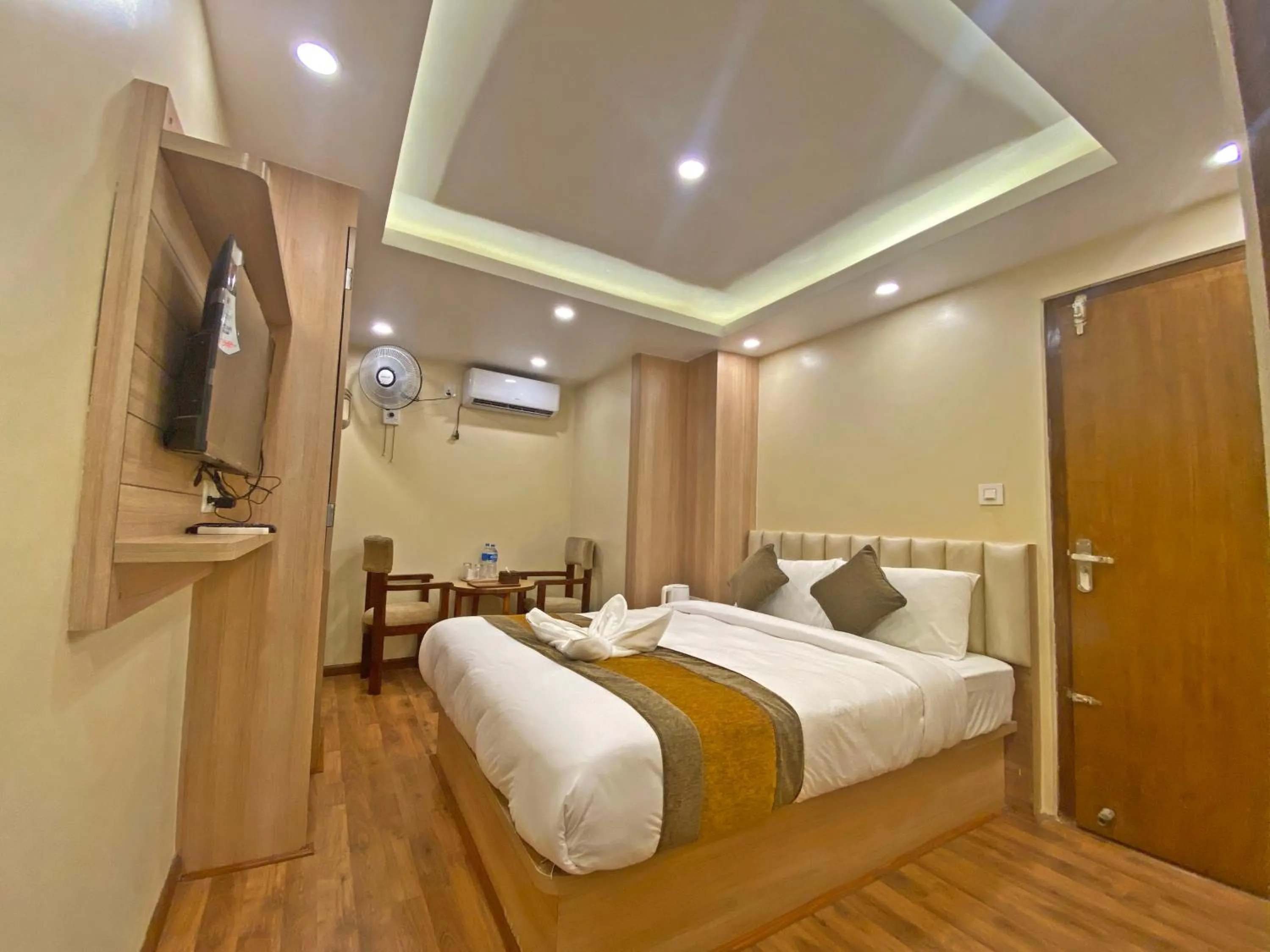 Bed in Hotel Airport Gurkha