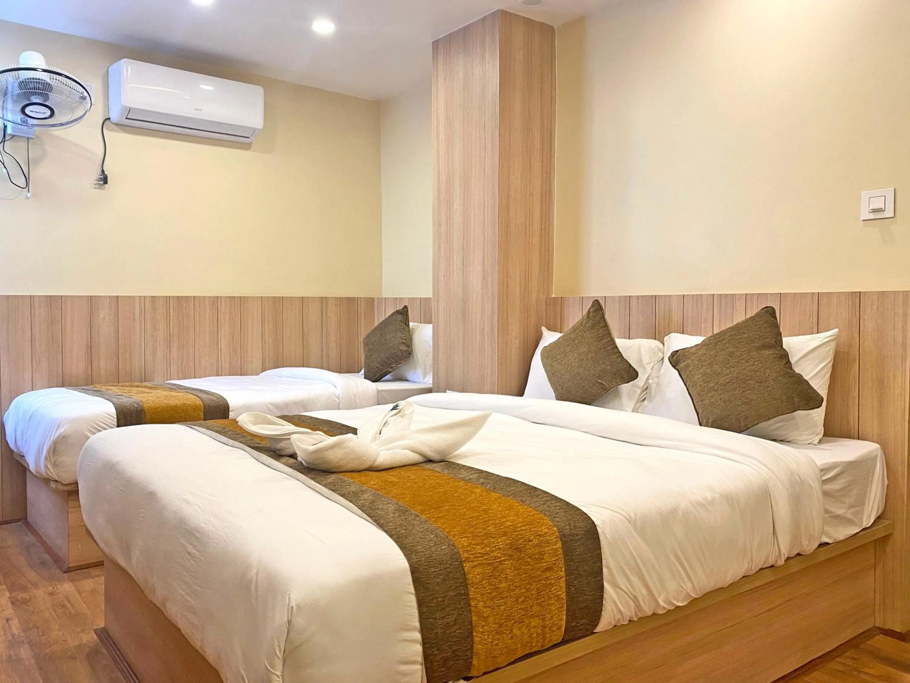 Bed in Hotel Airport Gurkha