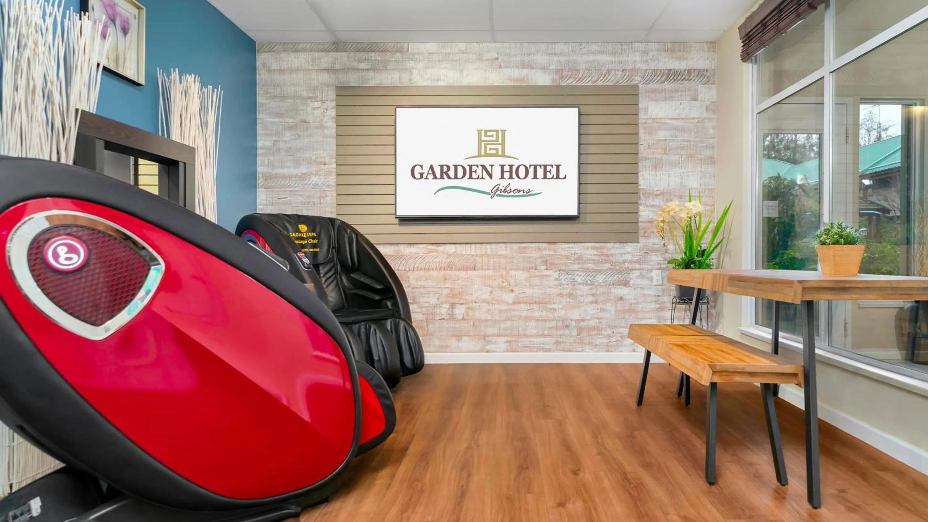 Massage in Gibsons Garden Hotel