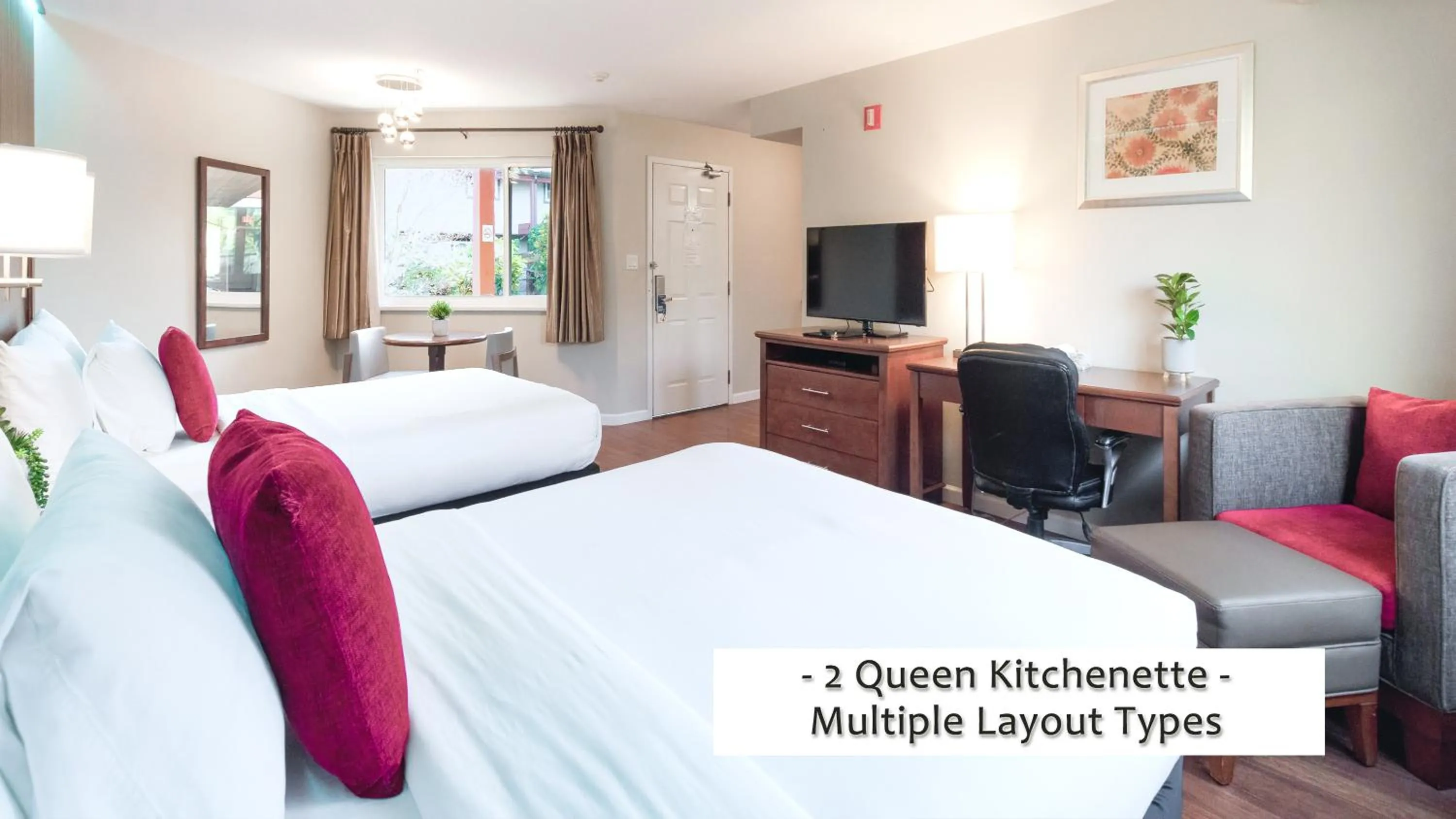 Bedroom, Bed in Gibsons Garden Hotel