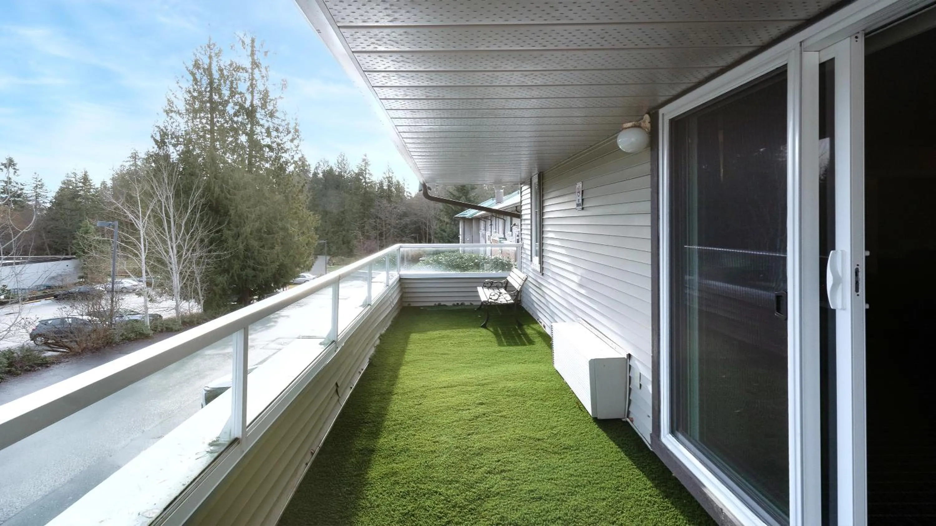 Balcony/Terrace in Gibsons Garden Hotel