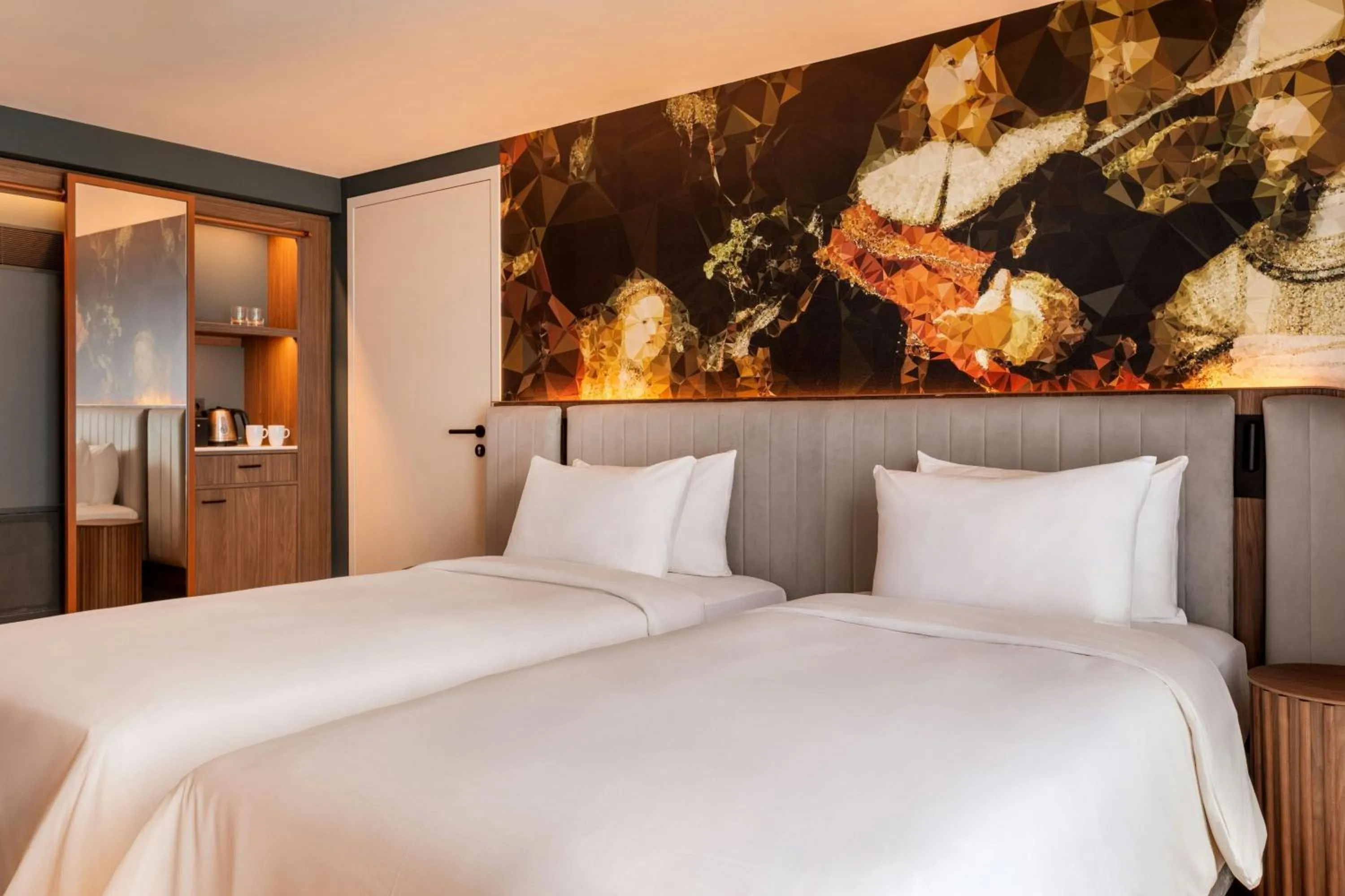 Photo of the whole room, Bed in Renaissance Amsterdam Hotel