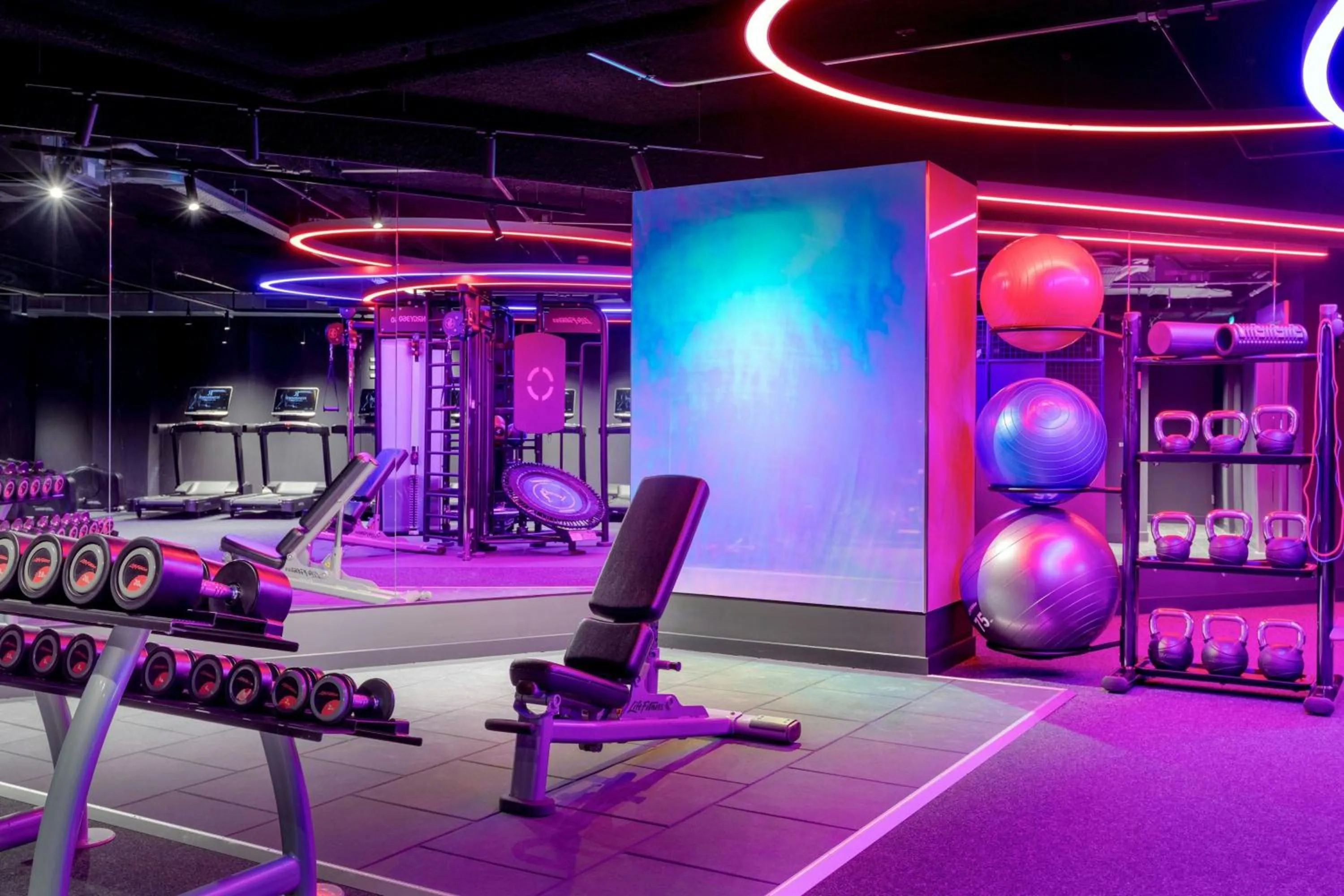 Fitness centre/facilities in Renaissance Amsterdam Hotel