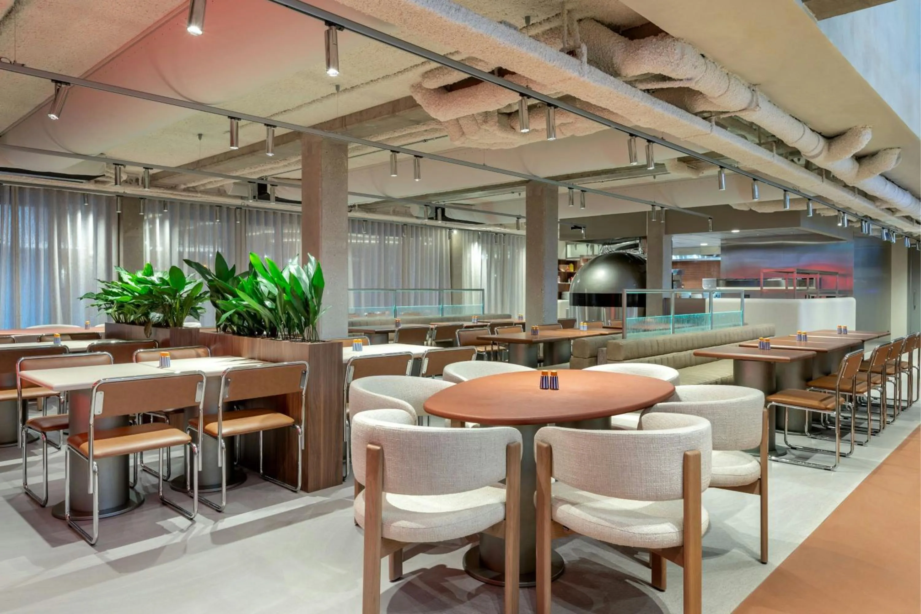 Restaurant/places to eat in Renaissance Amsterdam Hotel